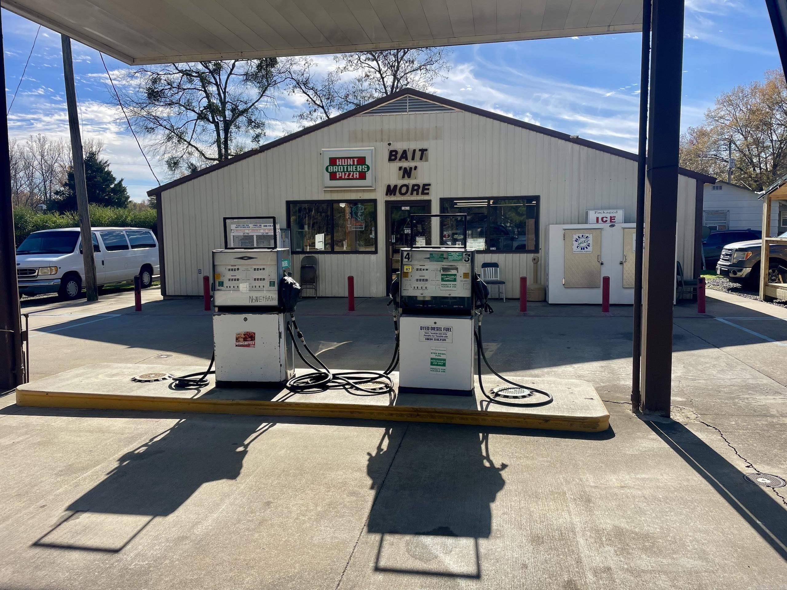 000  State HWY 60  Plainview, AR