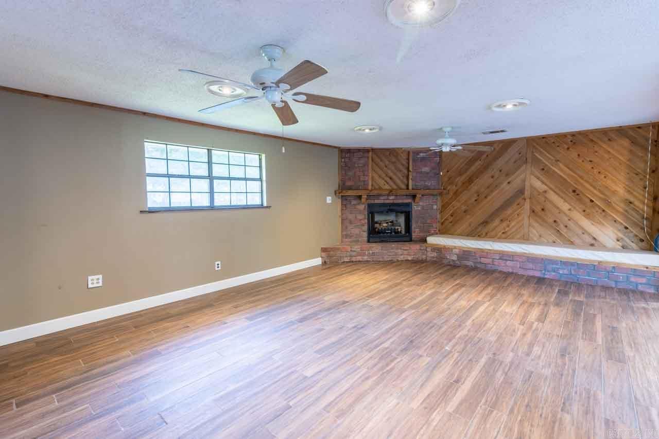 29  Country Wood  Cabot, AR