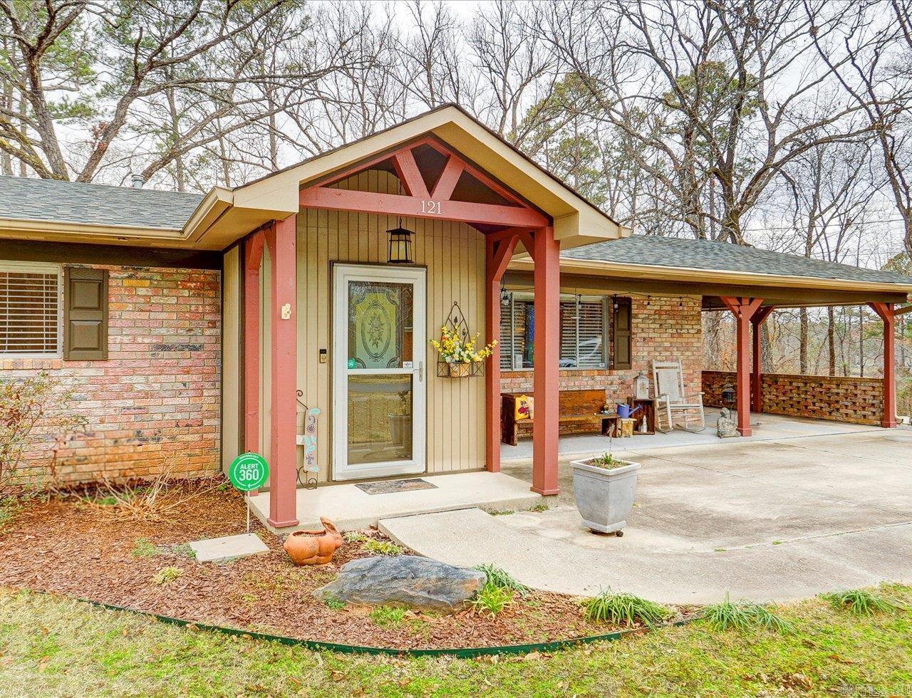 121  Chappel Hill  Hot Springs, AR