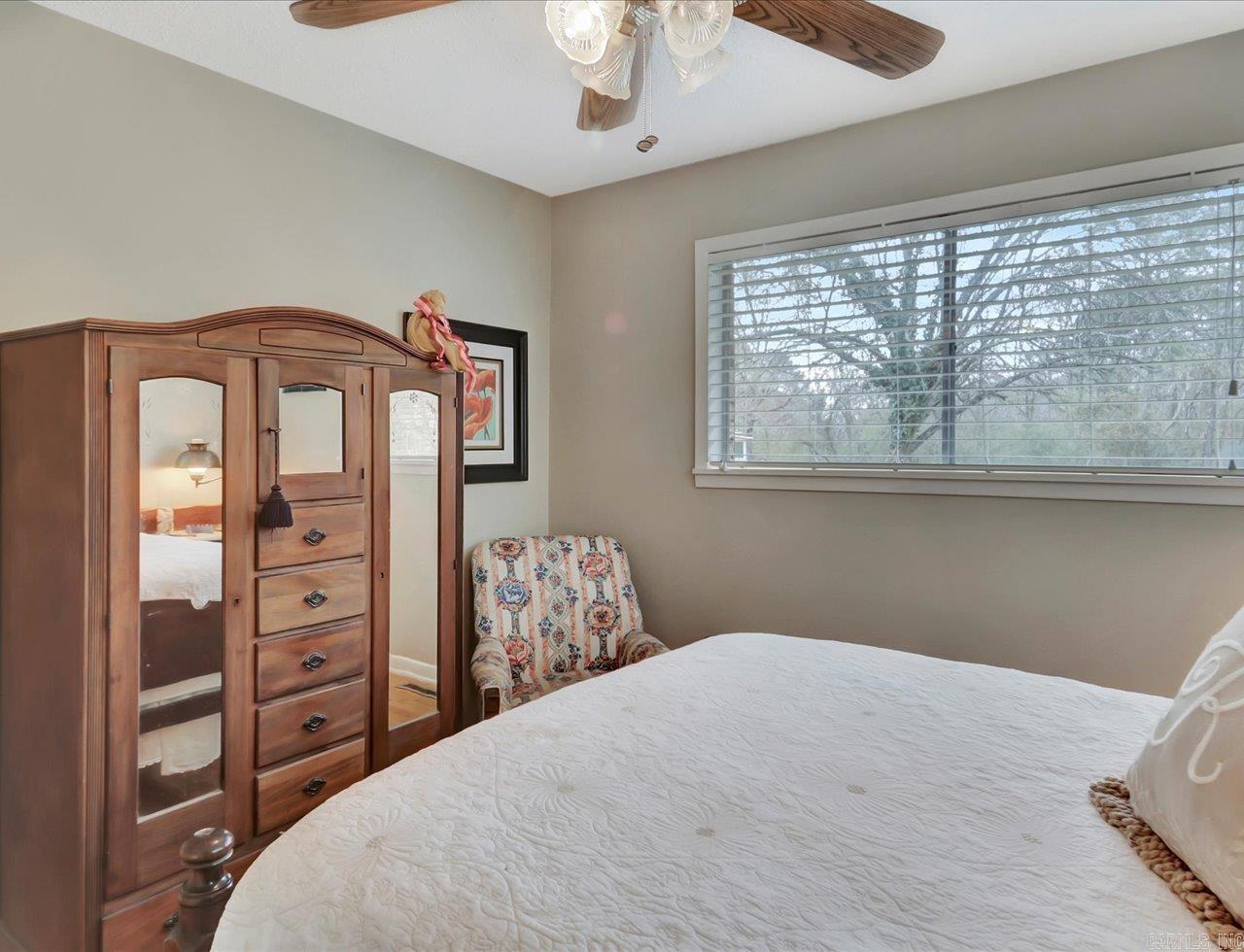 121  Chappel Hill  Hot Springs, AR