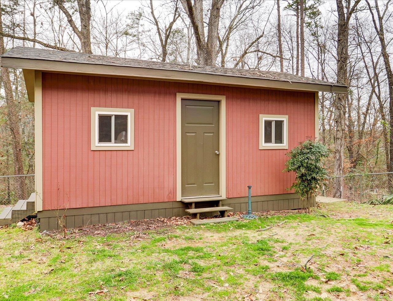 121  Chappel Hill  Hot Springs, AR
