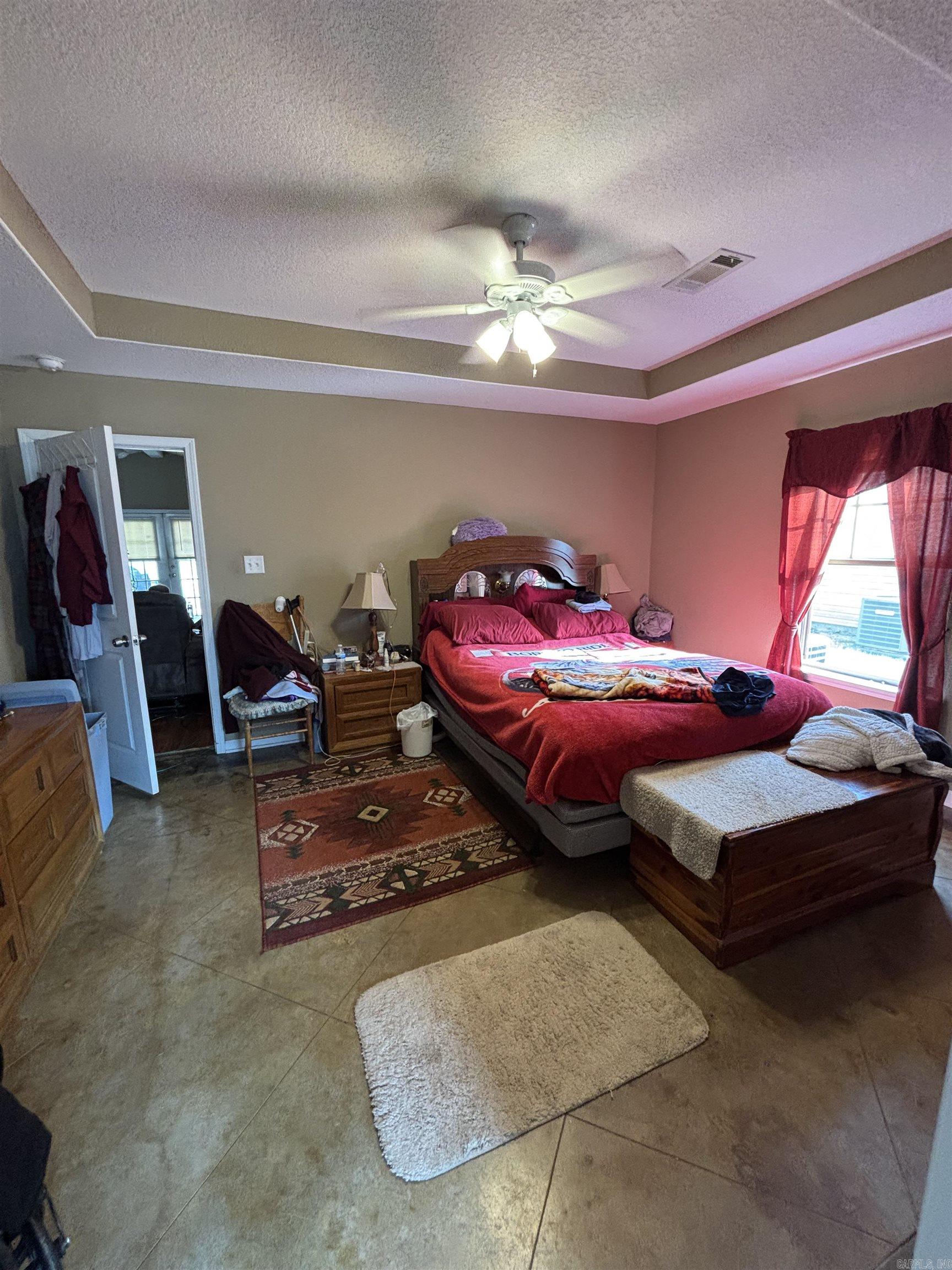 221  Iris  Haskell, AR