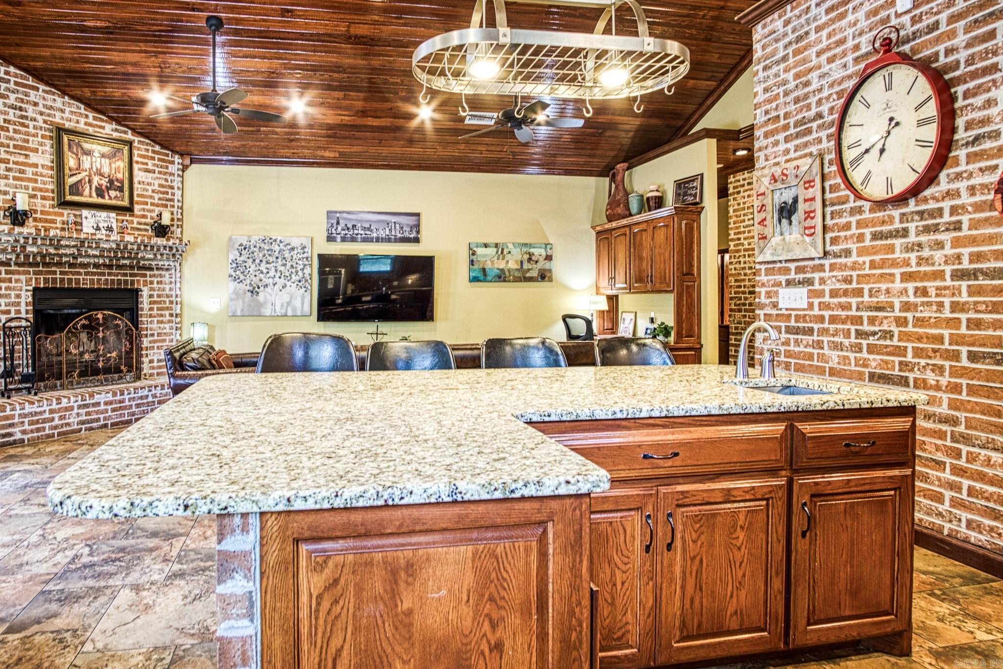 127  Brooke Moor  Hot Springs, AR