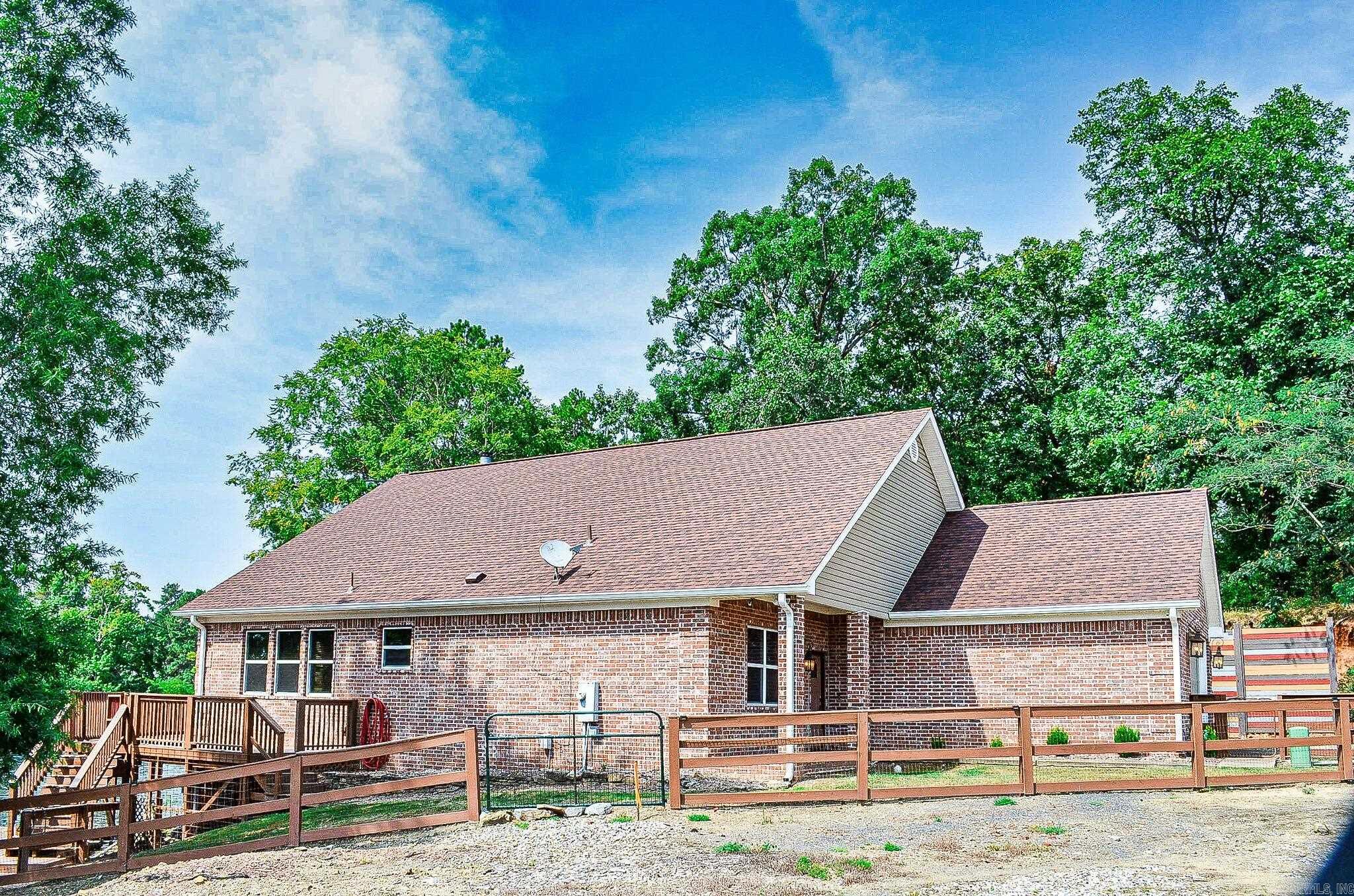 127  Brooke Moor  Hot Springs, AR