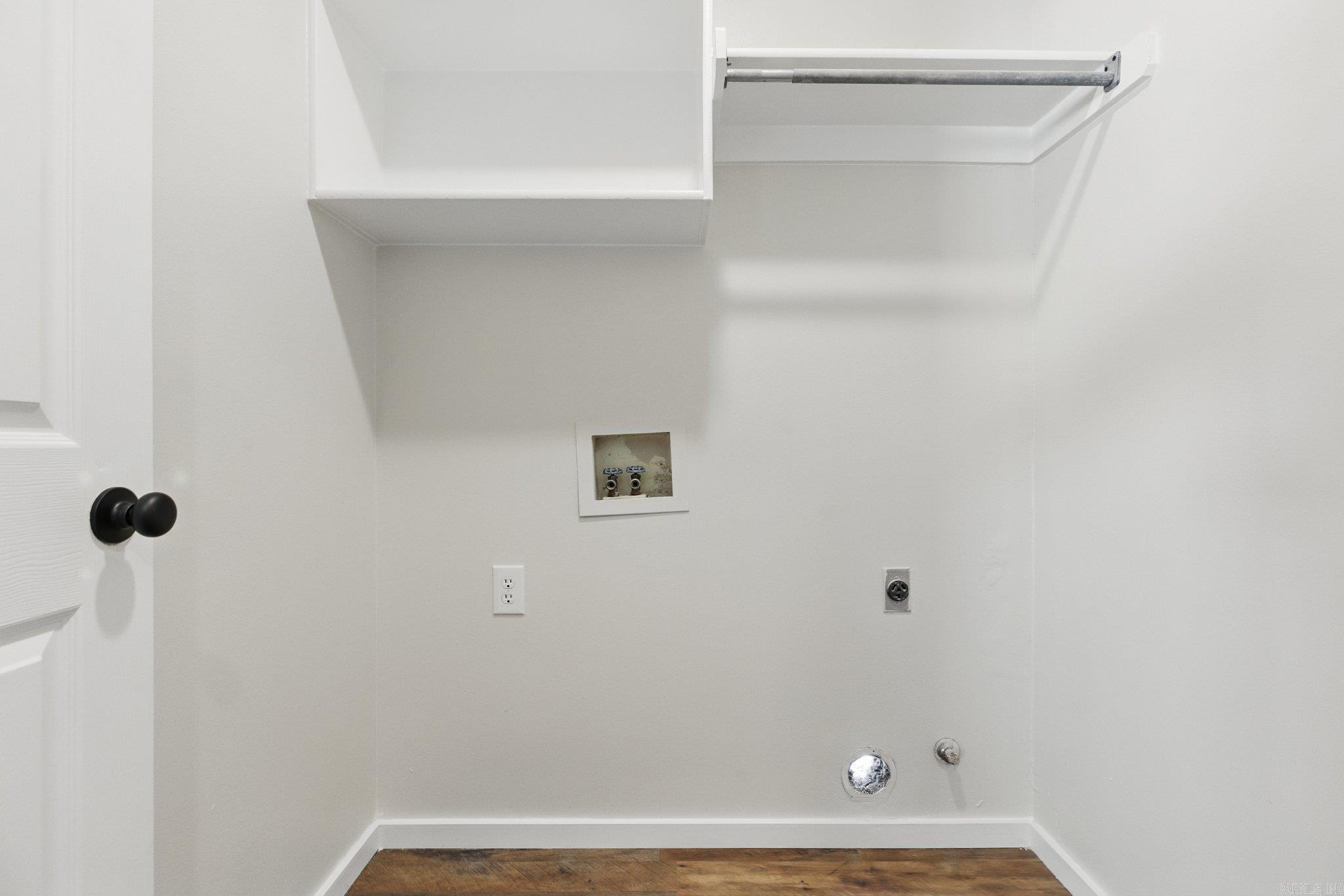 1610  Davis  Bryant, AR