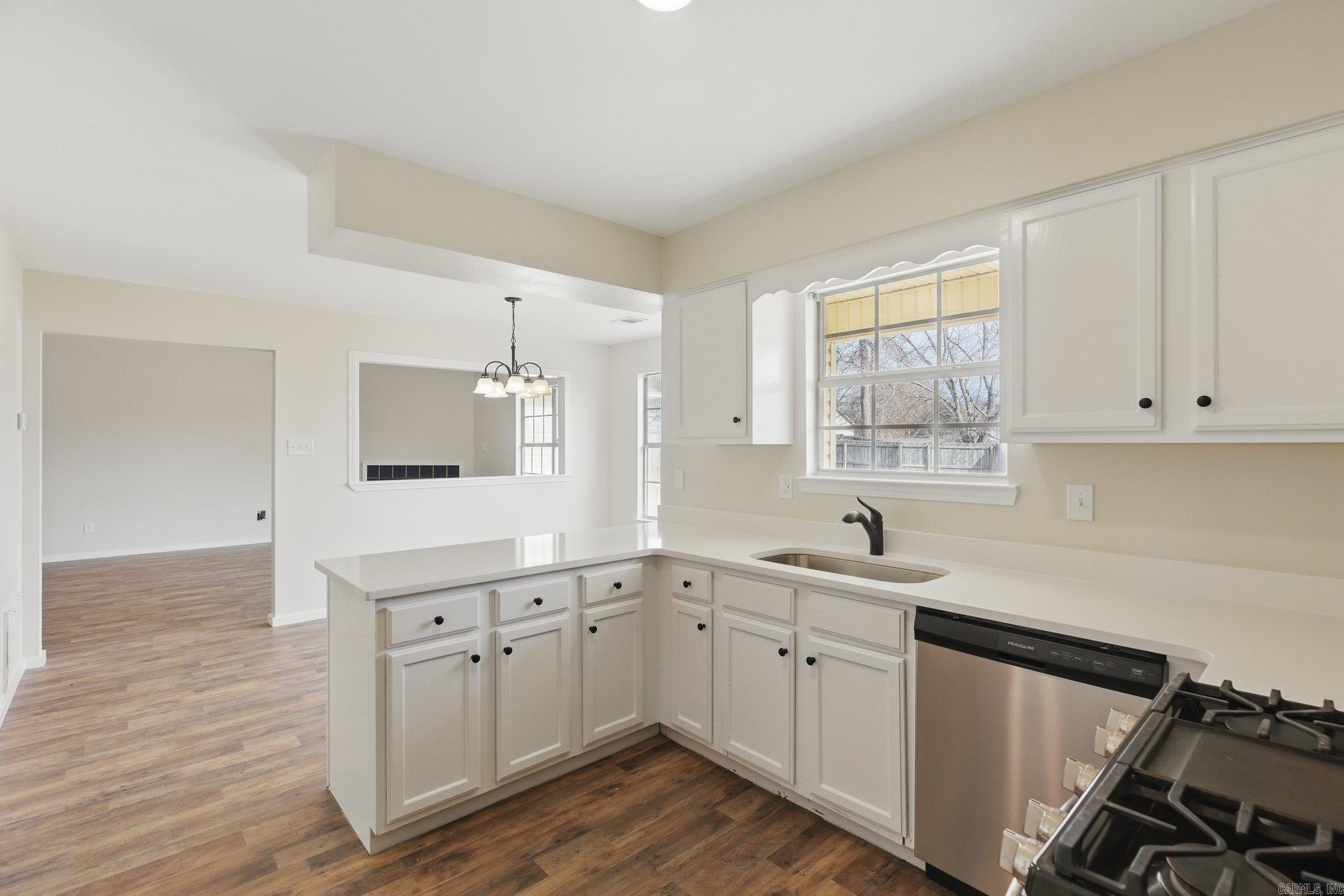 1610  Davis  Bryant, AR