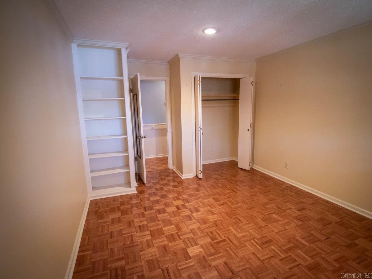 7  Pine Tree  North Little Rock, AR