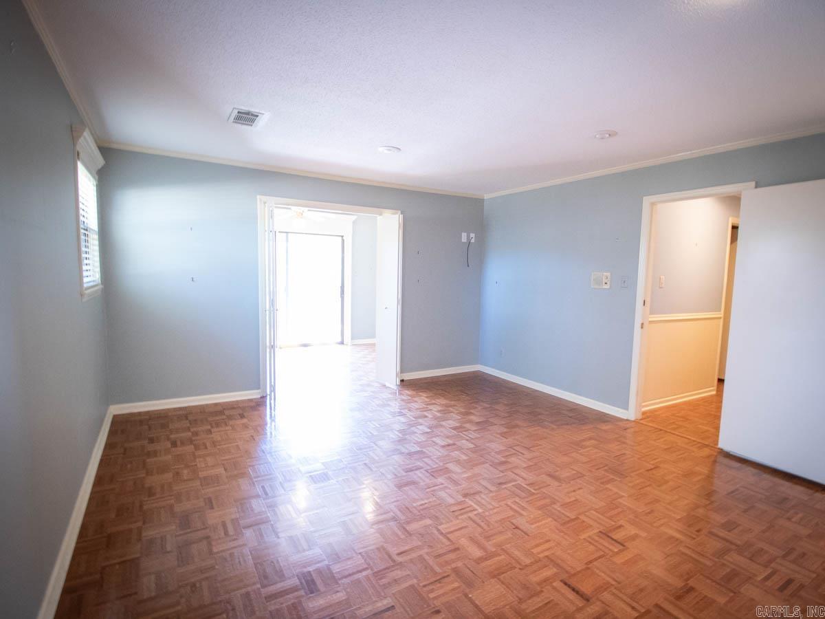 7  Pine Tree  North Little Rock, AR
