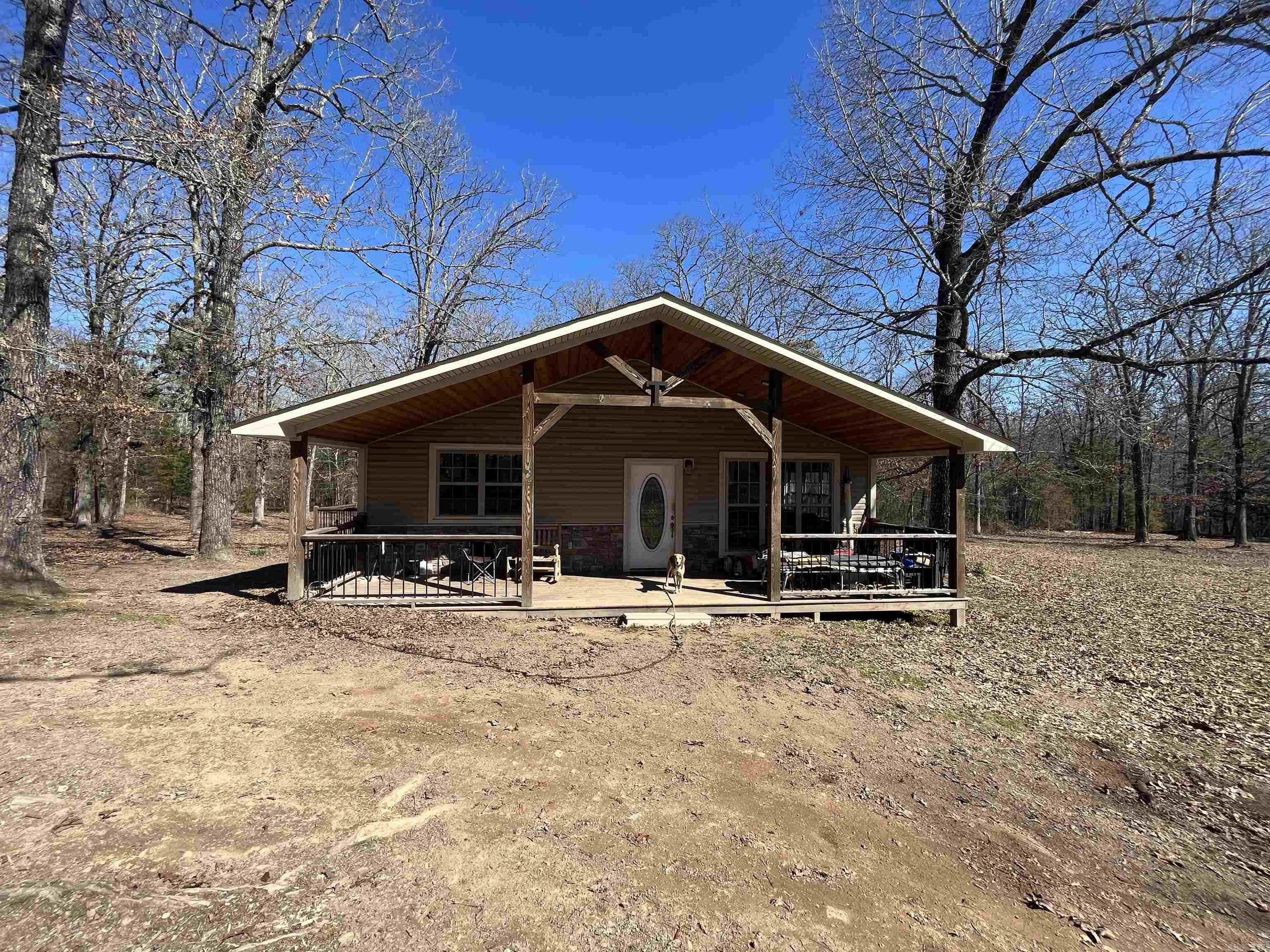 204  Cardinal Ln.  Mena, AR