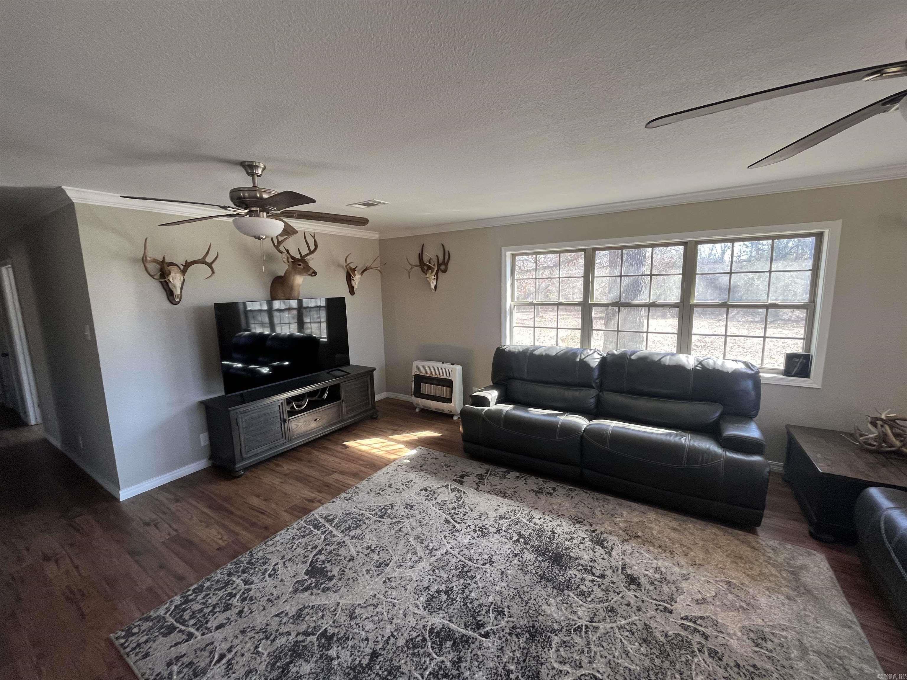 204  Cardinal Ln.  Mena, AR
