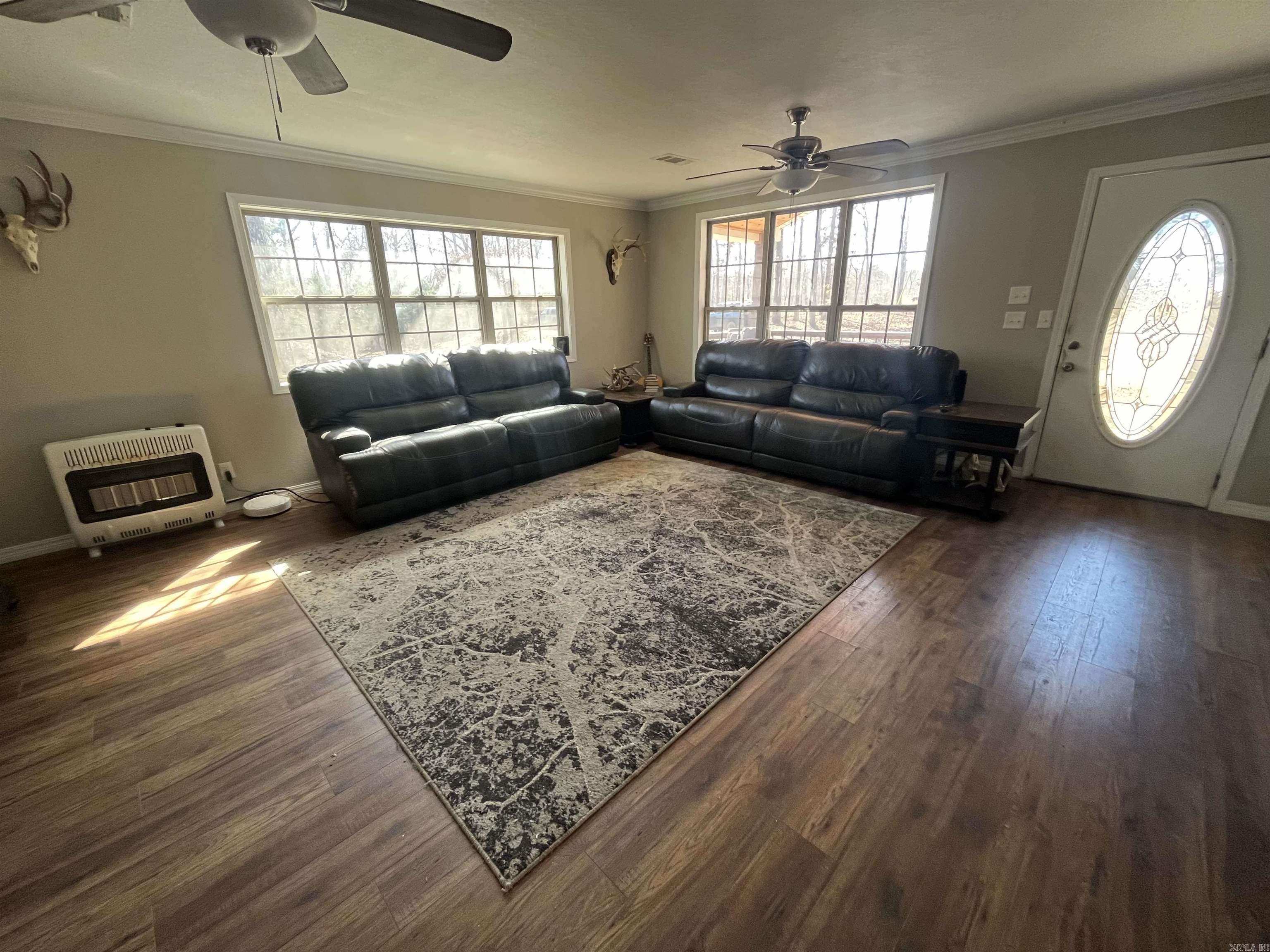 204  Cardinal Ln.  Mena, AR