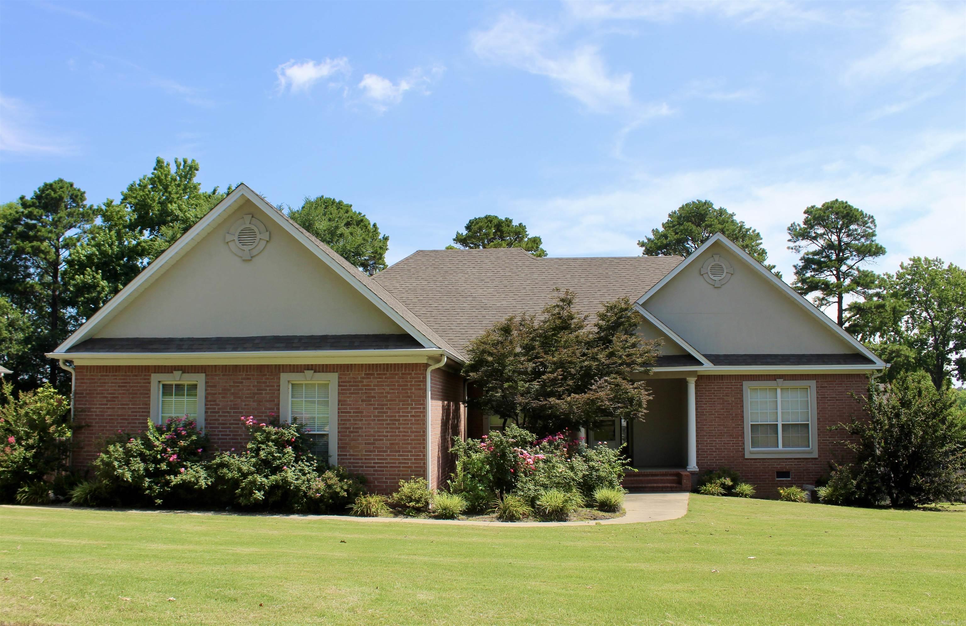 706 Pin Oak Drive Searcy, AR 72143