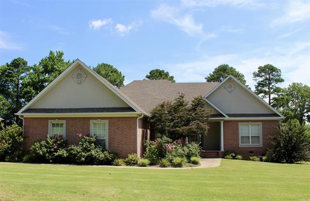 706  Pin Oak  Searcy, AR