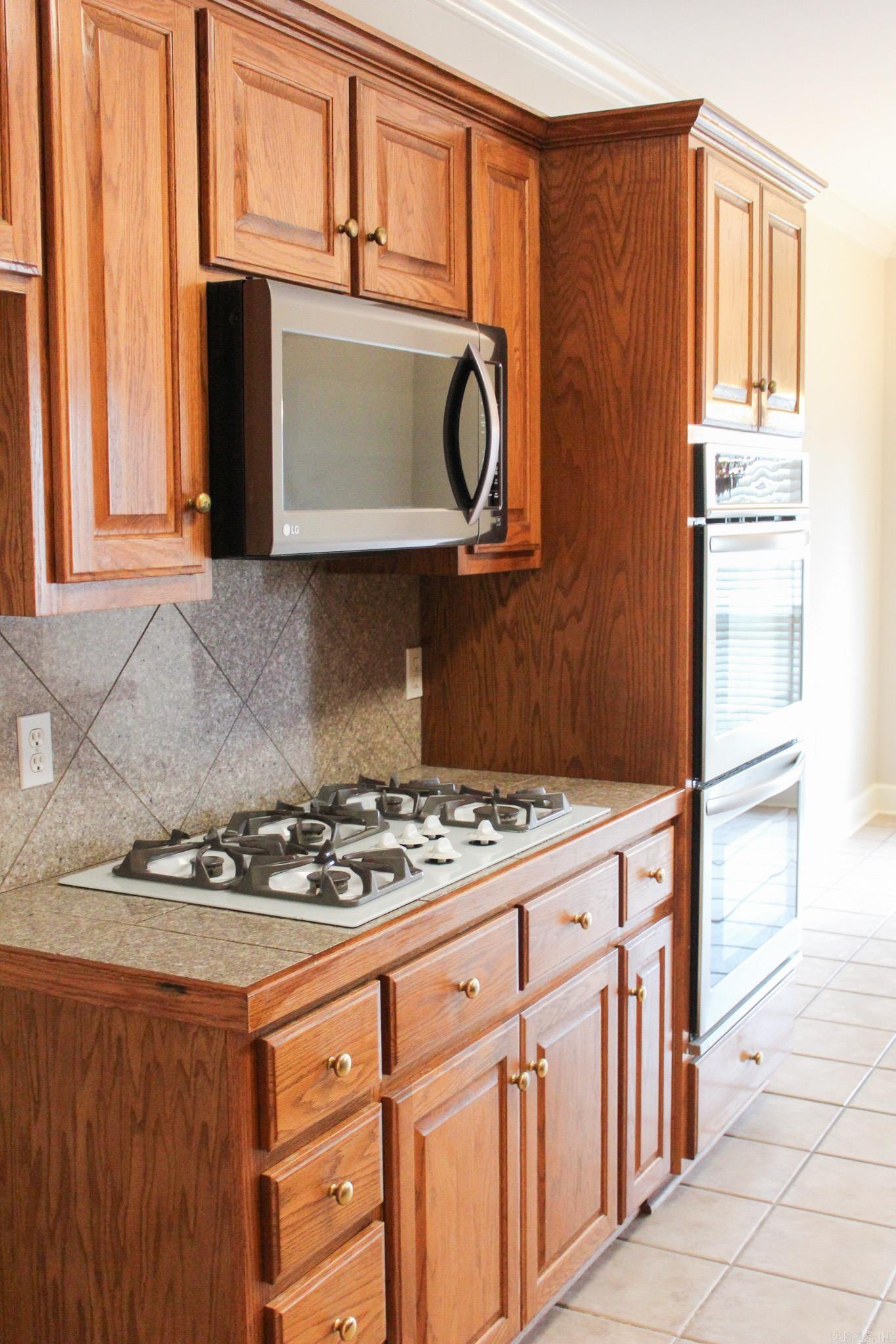 706 Pin Oak  Searcy, AR