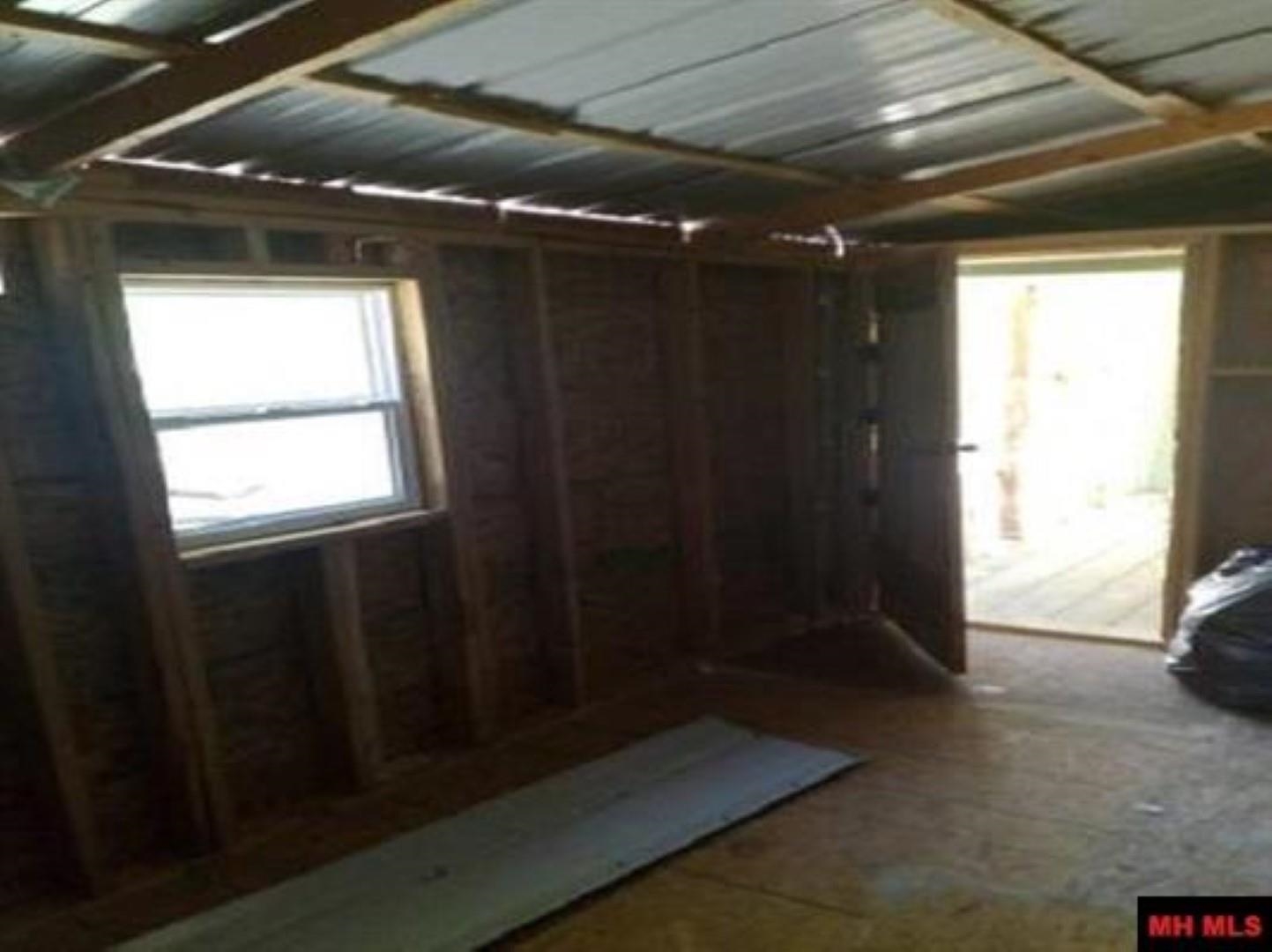 17904  Regal Drive  Diamond City, AR