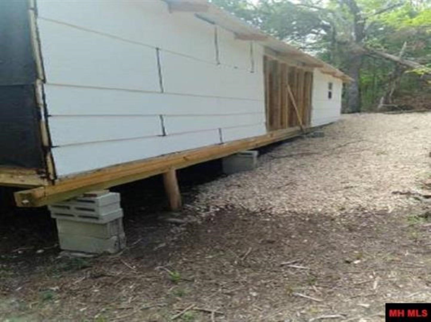 17904  Regal Drive  Diamond City, AR
