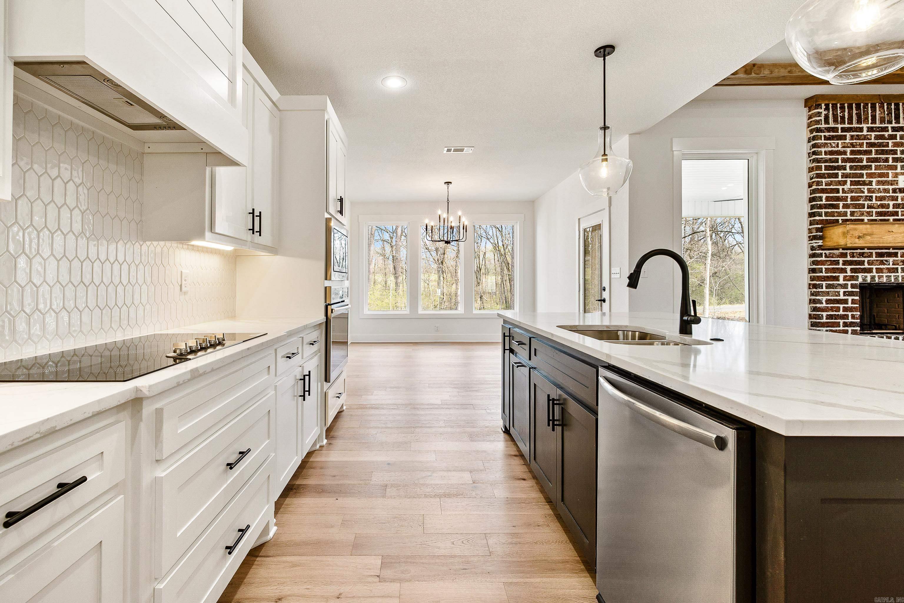 4429  Cumberland  Benton, AR