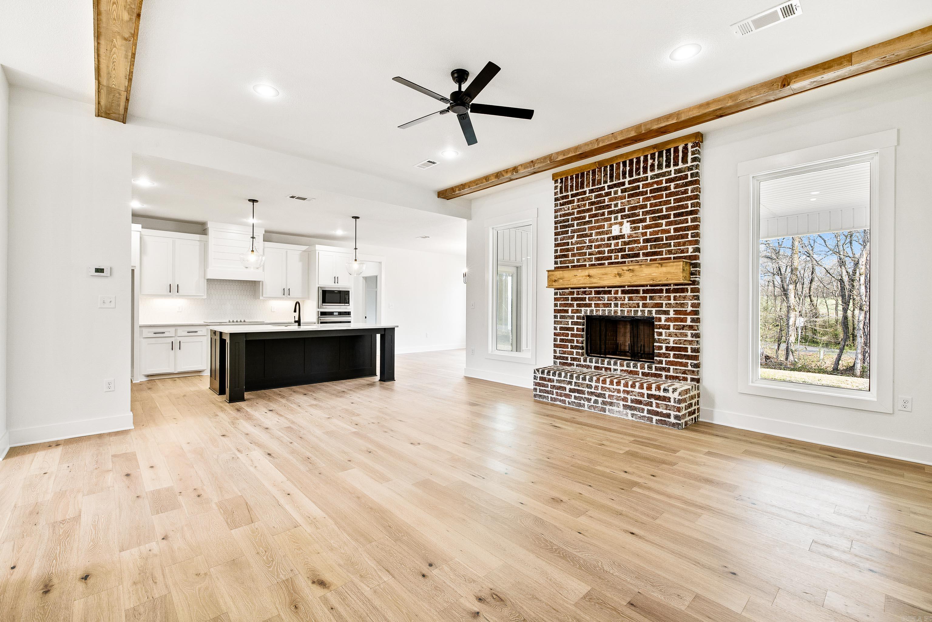 4429  Cumberland  Benton, AR