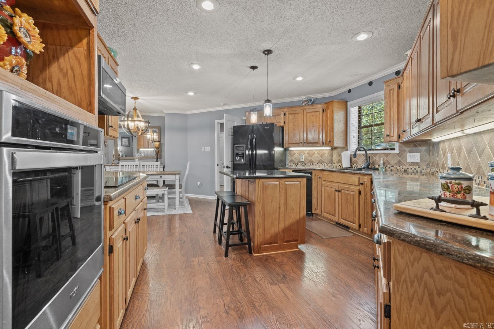 135 Clairmoor Court Hot Springs, AR 71913