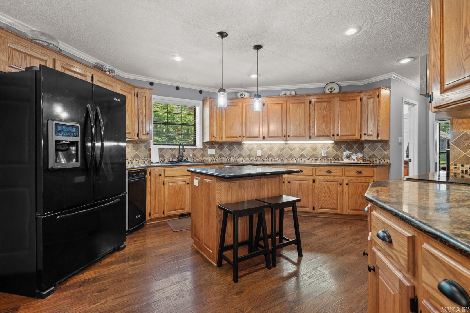 135 Clairmoor Court Hot Springs, AR 71913