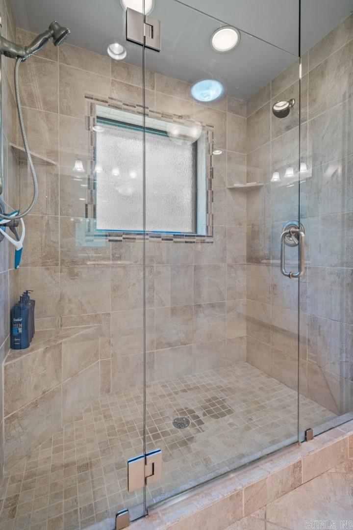 135 Clairmoor Court Hot Springs, AR 71913
