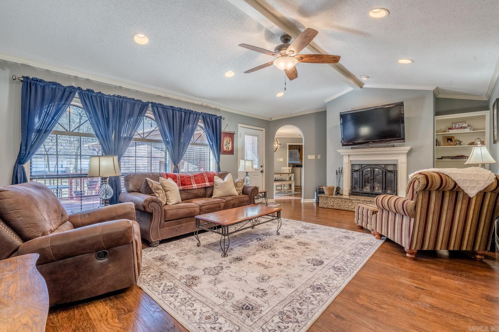 135 Clairmoor Court Hot Springs, AR 71913
