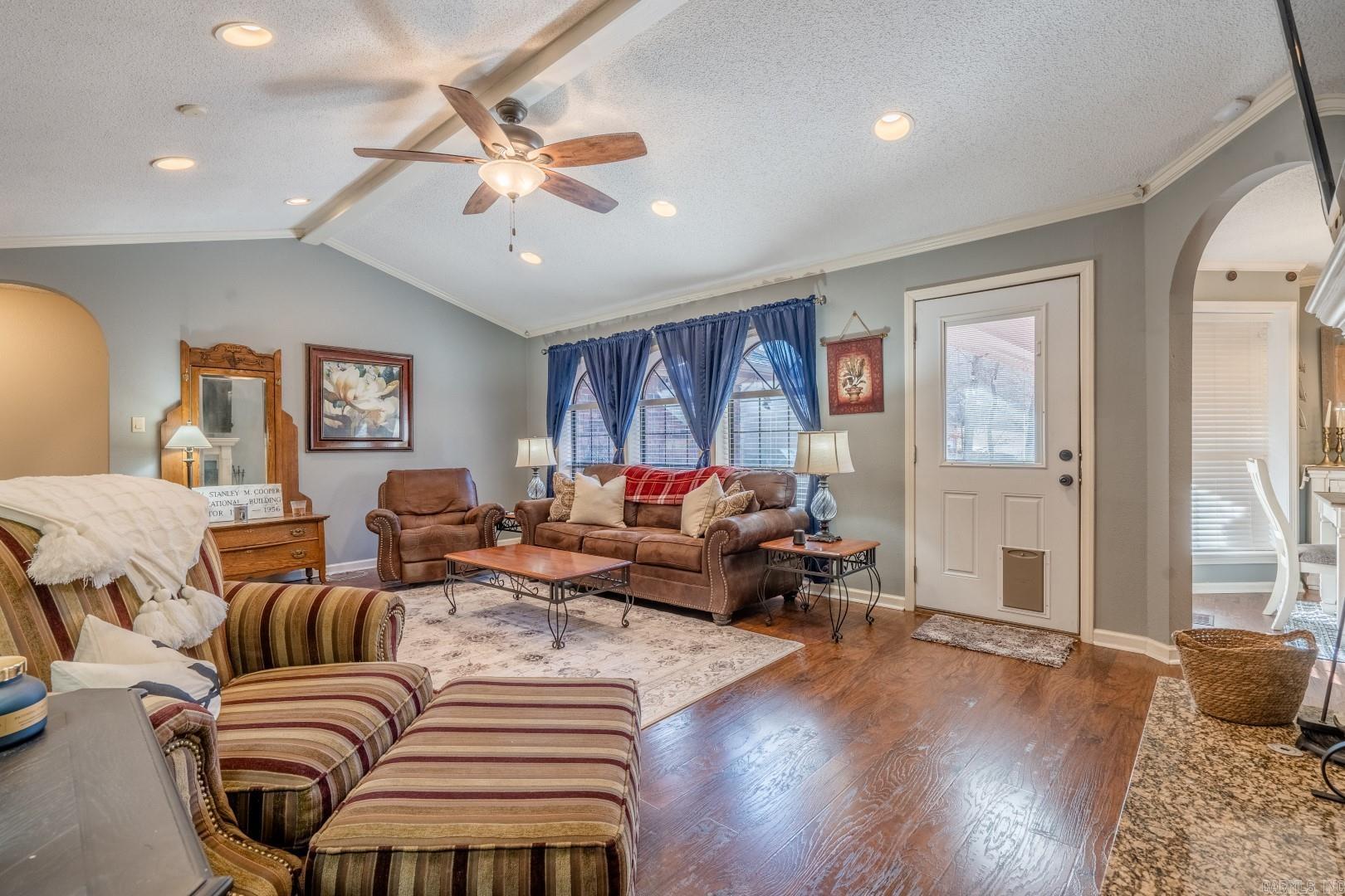 135 Clairmoor Court Hot Springs, AR 71913