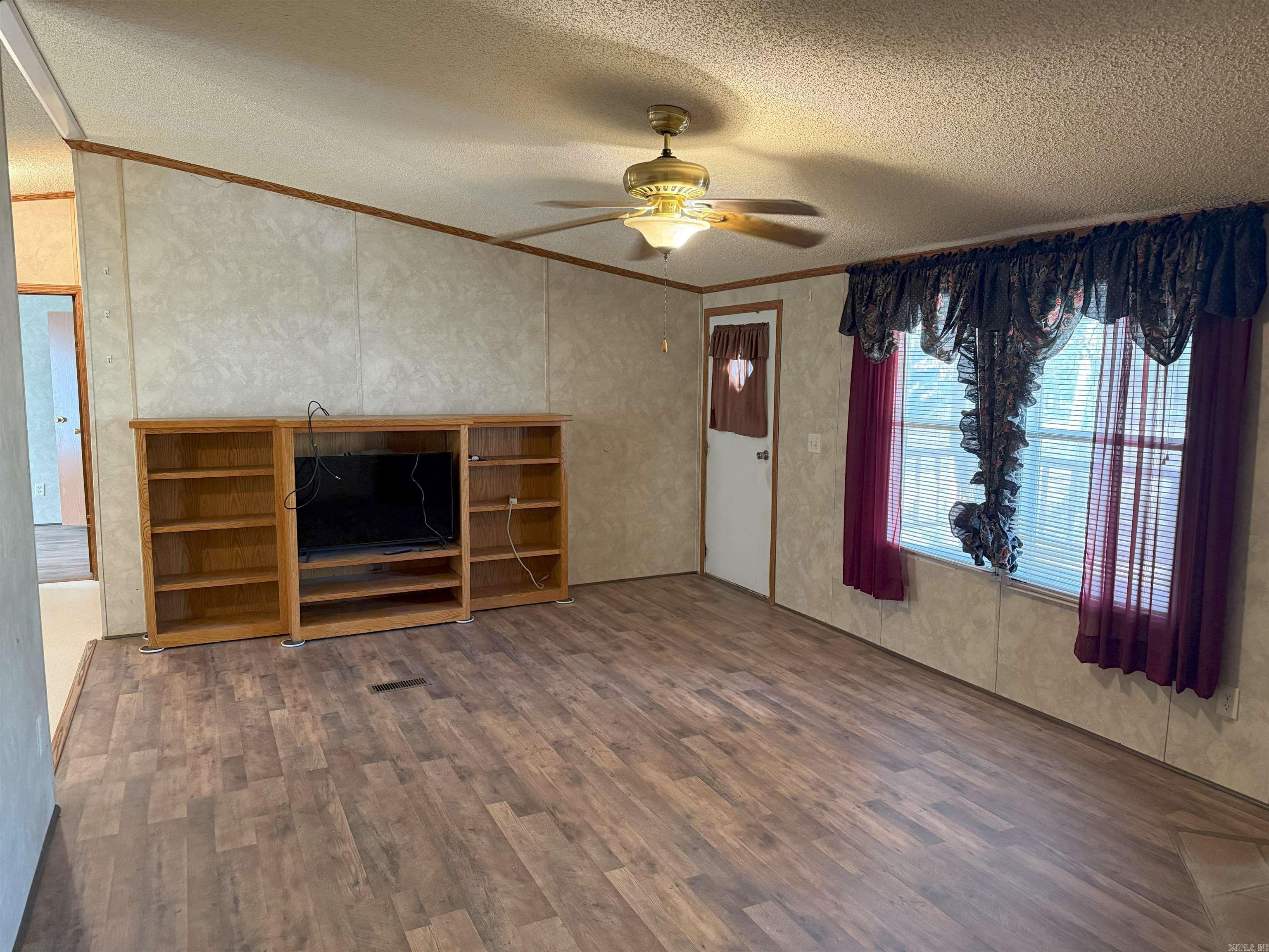 12058  Hwy 92 E  Higden, AR