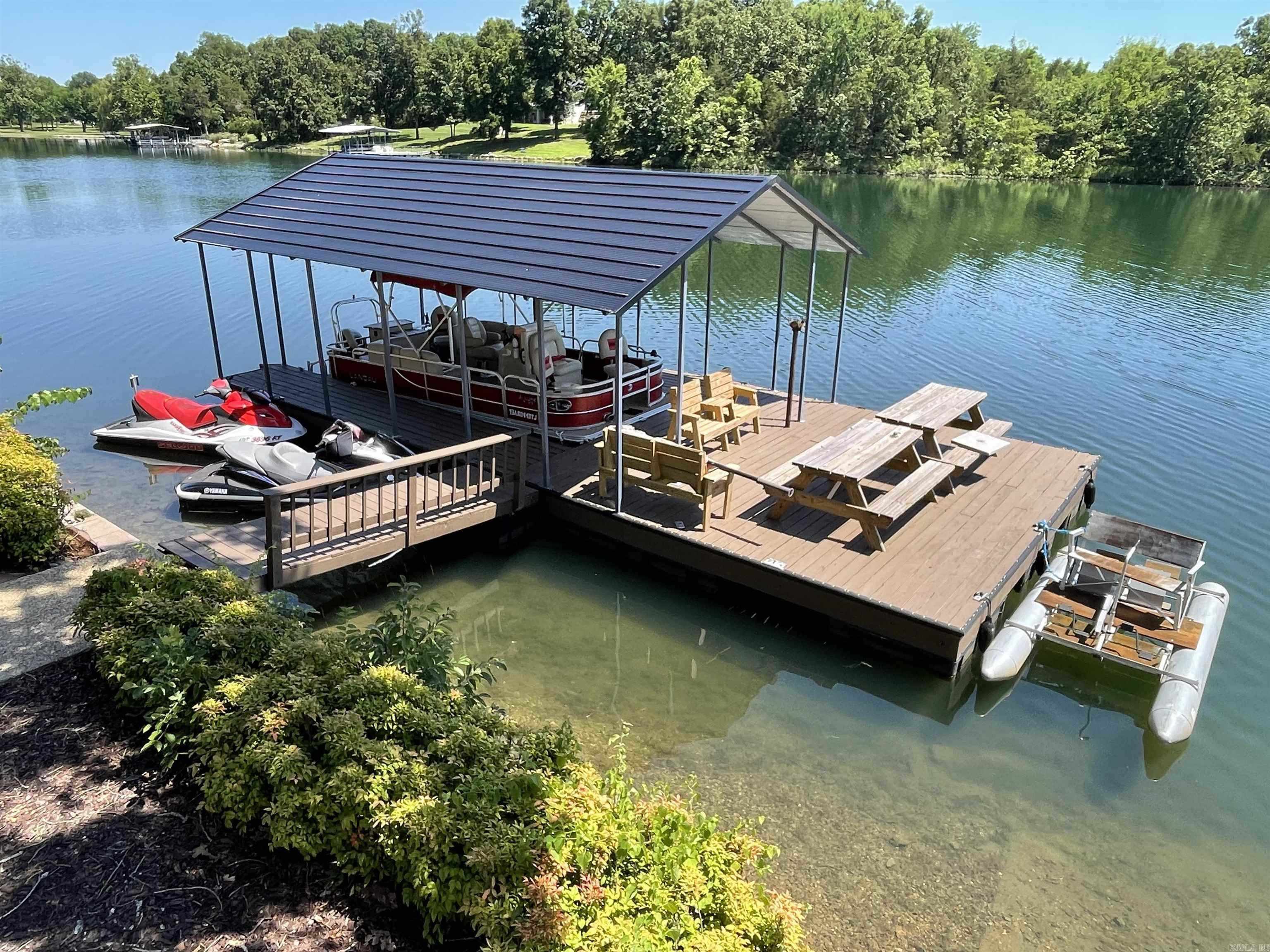 1501 E Emerald Cove  Horseshoe Bend, AR