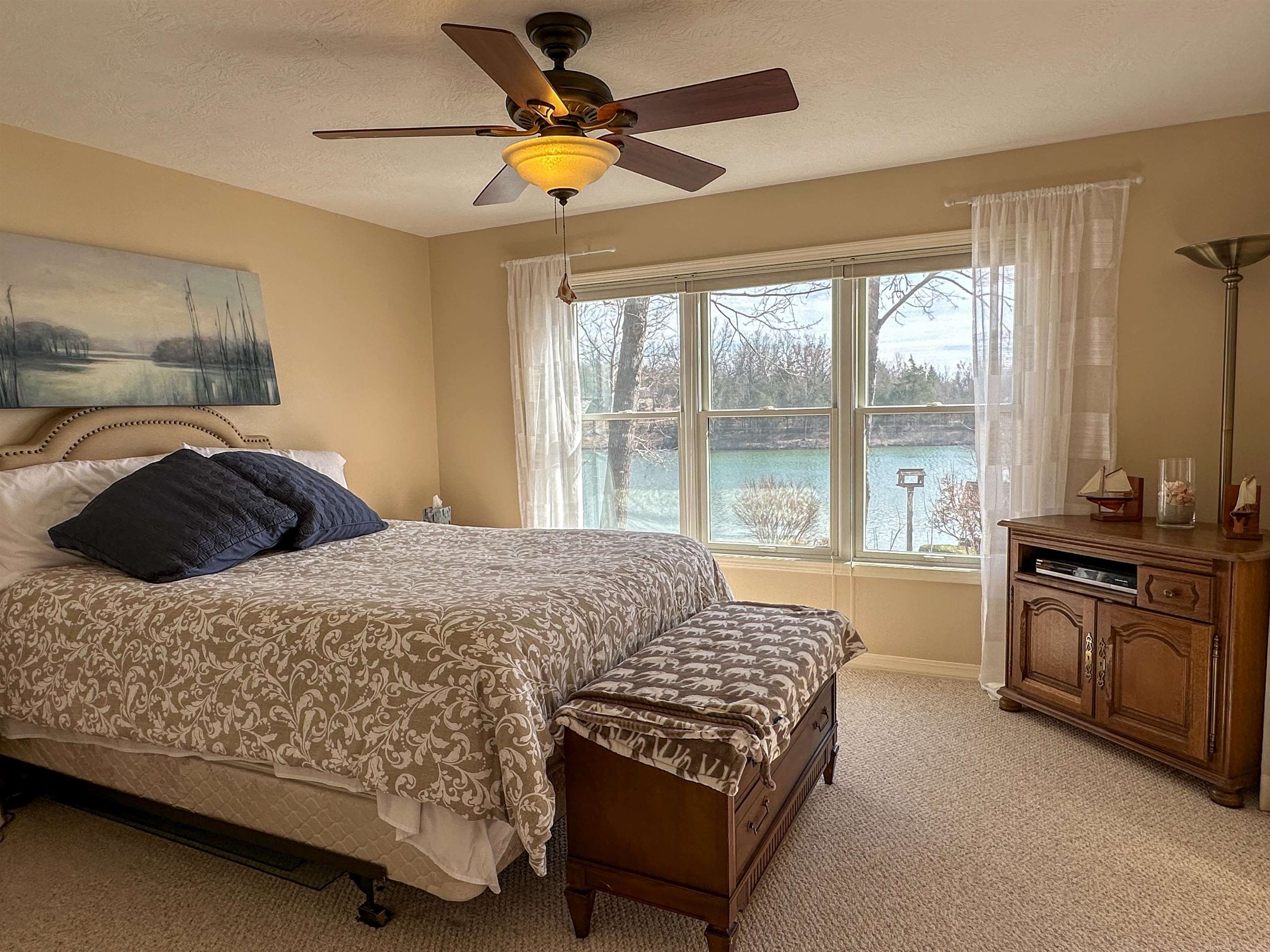1501 E Emerald Cove  Horseshoe Bend, AR