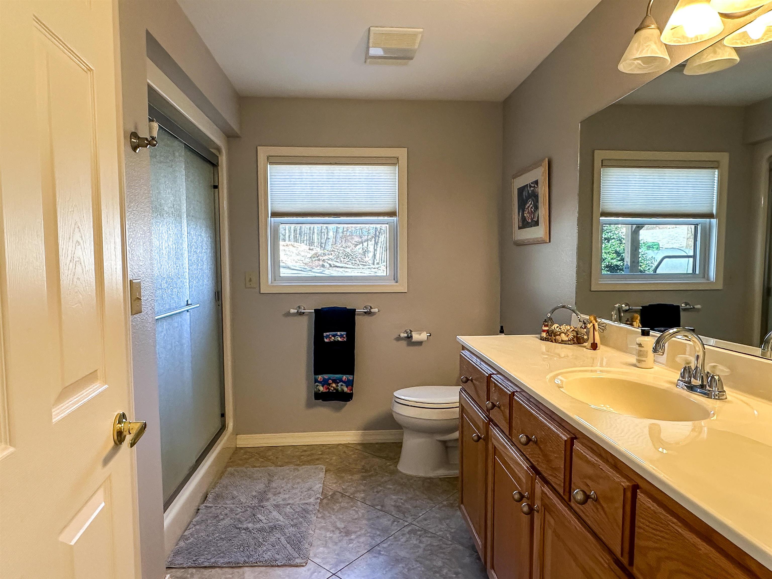 1501 E Emerald Cove  Horseshoe Bend, AR