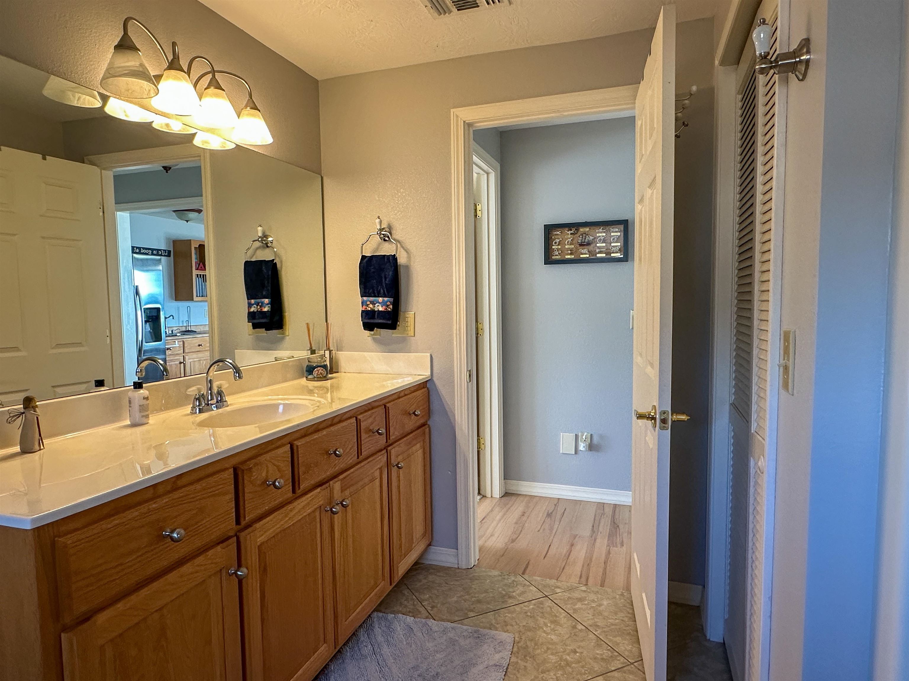 1501 E Emerald Cove  Horseshoe Bend, AR