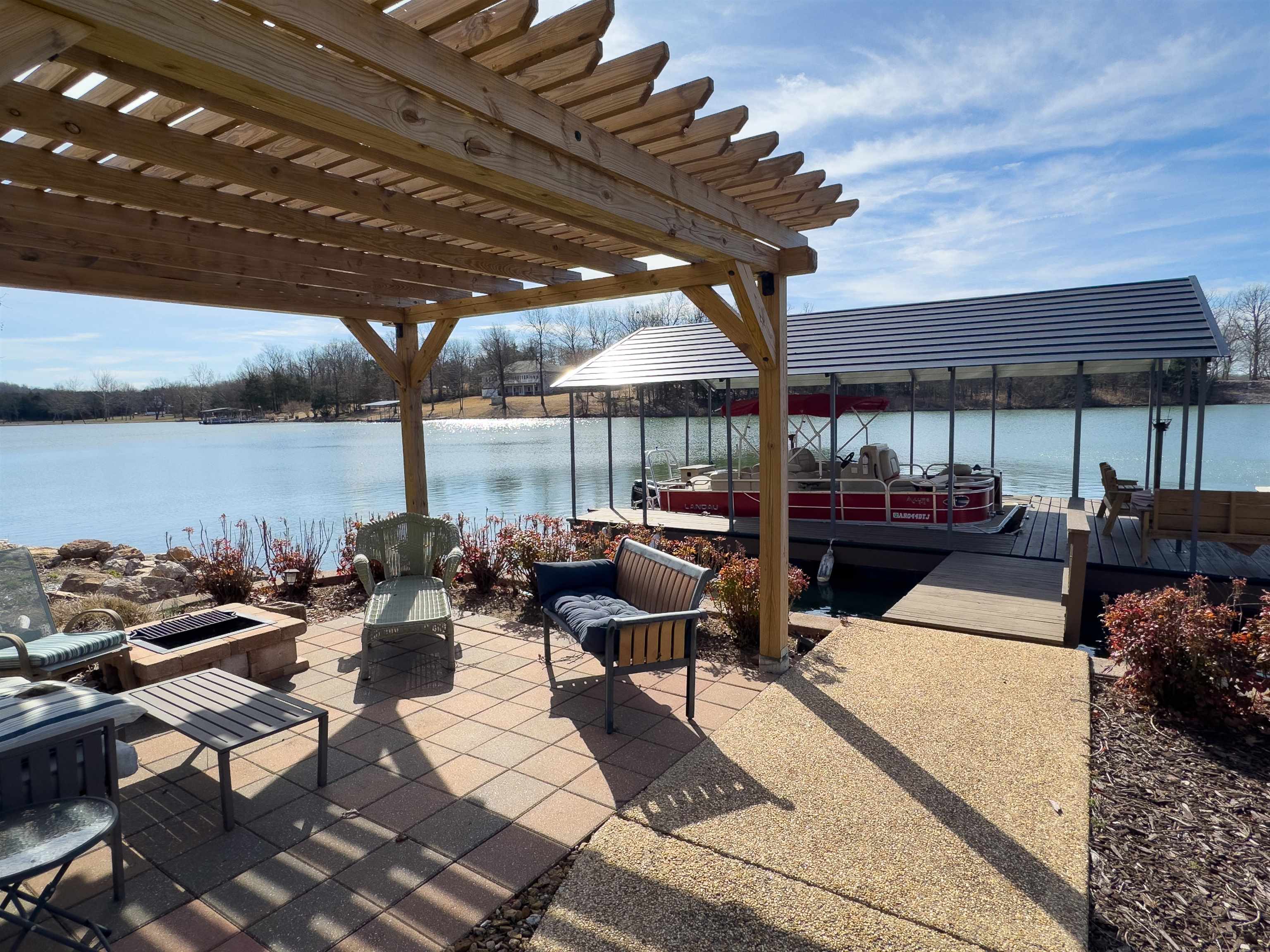 1501 E Emerald Cove  Horseshoe Bend, AR