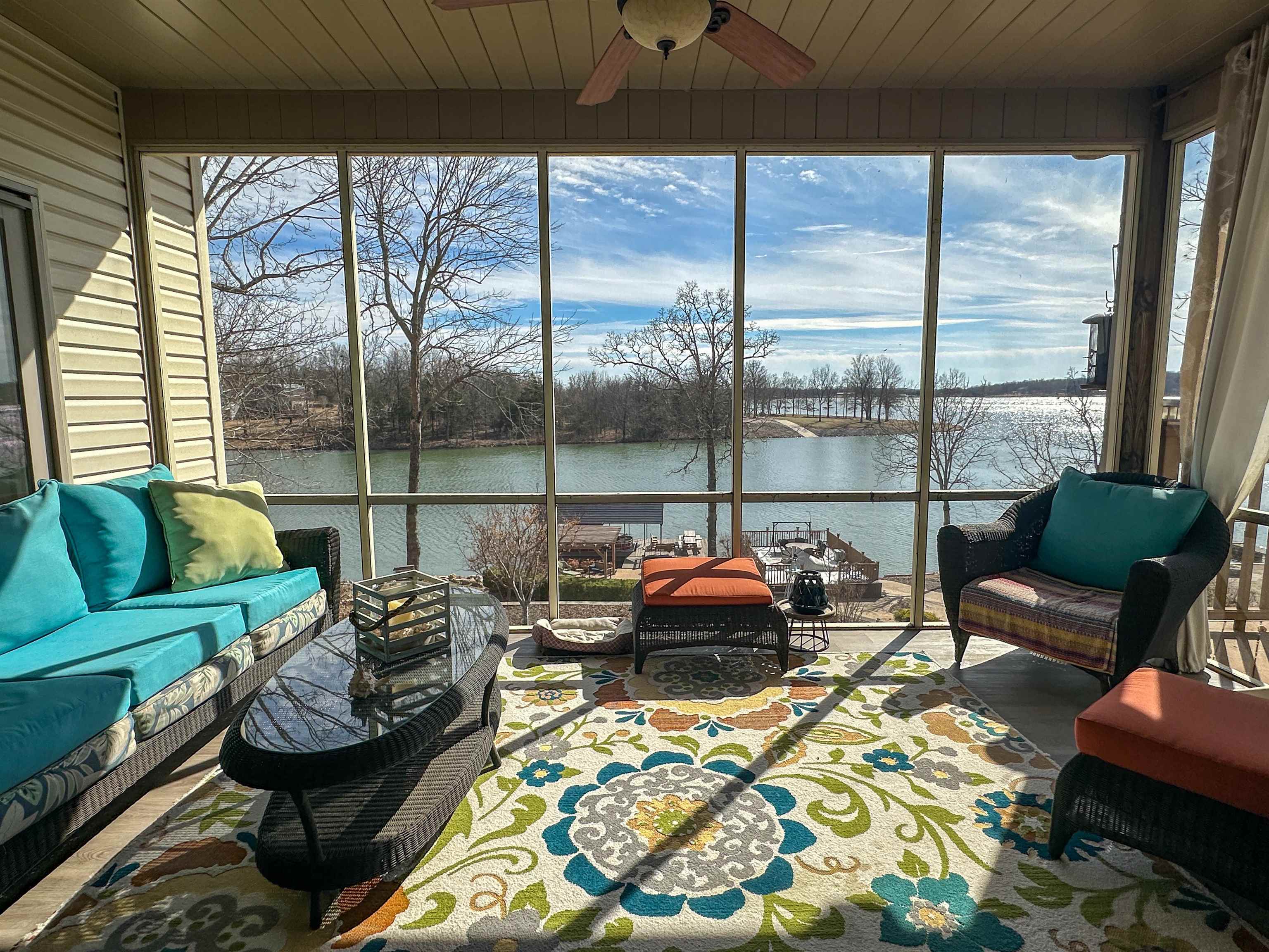 1501 E Emerald Cove  Horseshoe Bend, AR