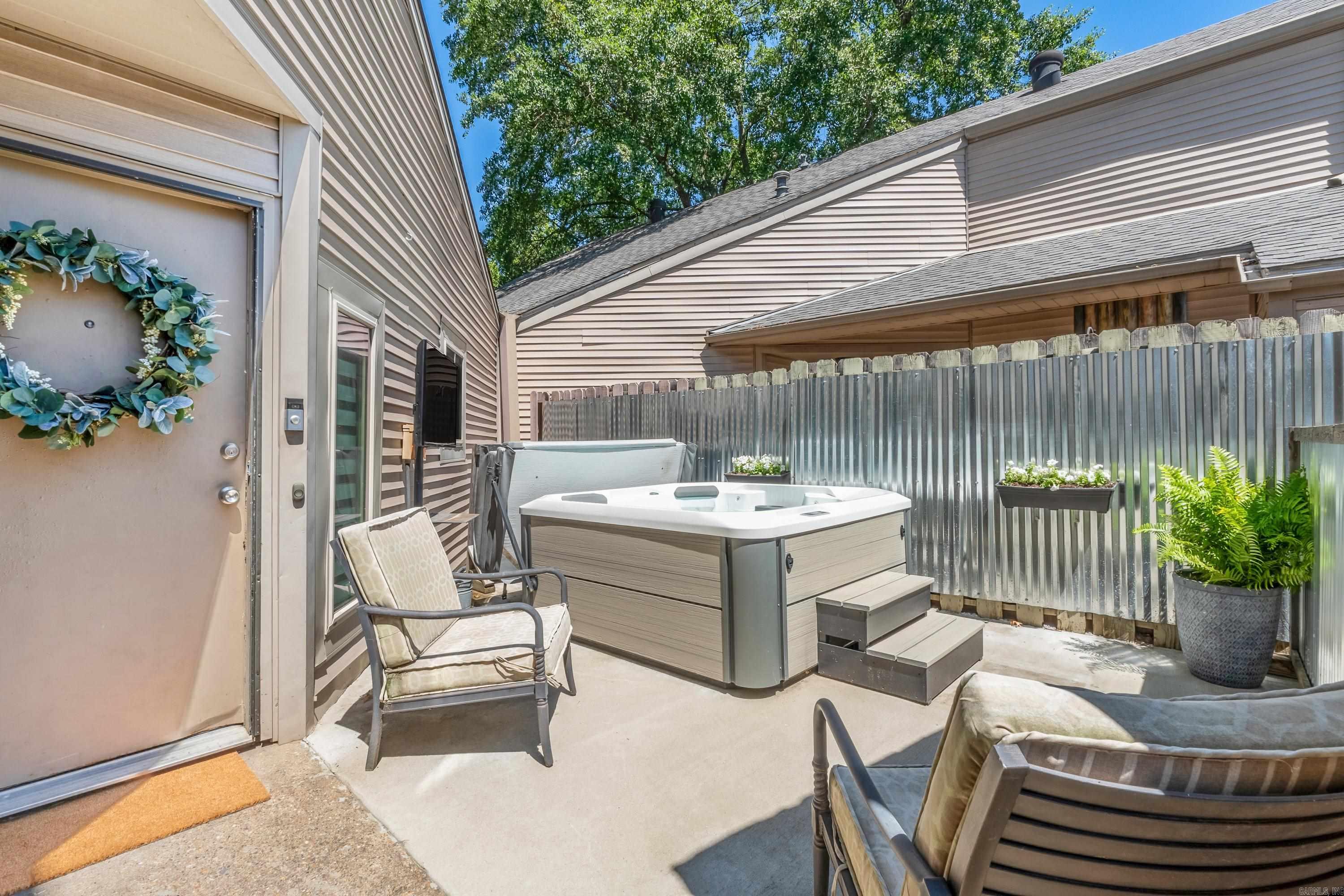2512  Riverfront Drive  Unit 2  Little Rock, AR