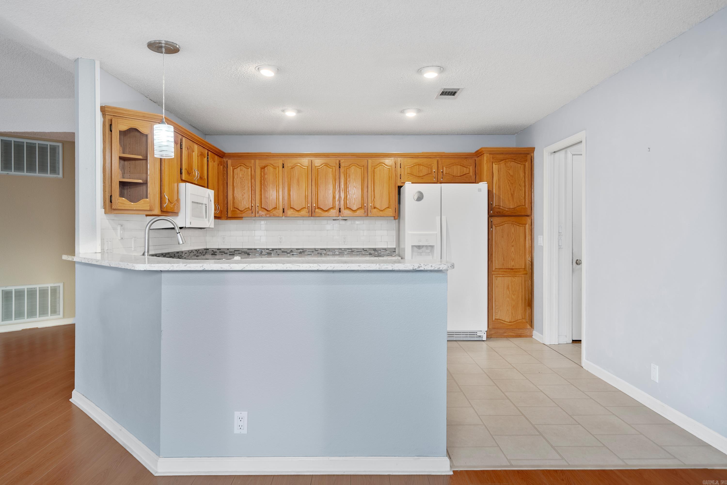20  Magellan  Hot Springs Village, AR