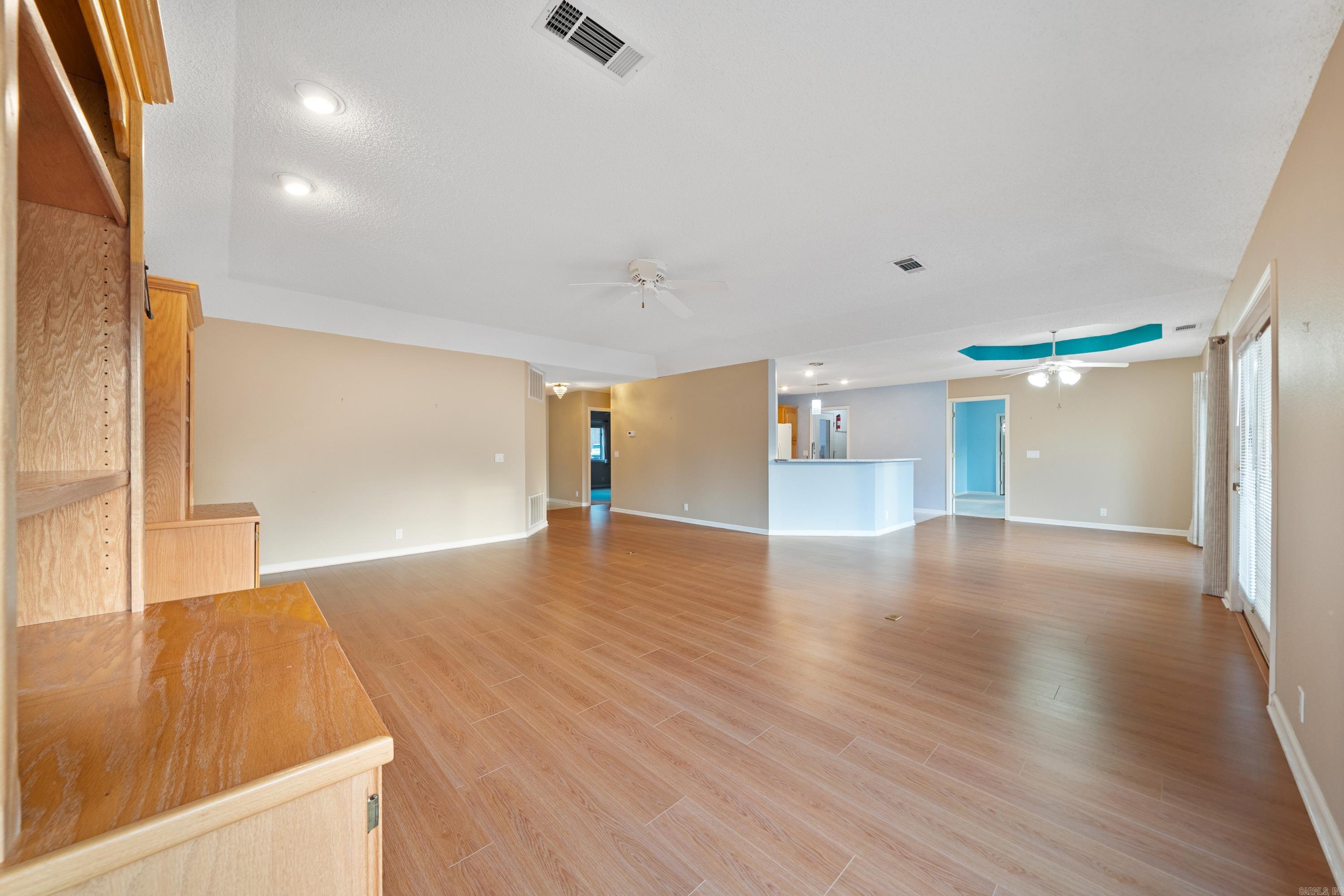 20  Magellan  Hot Springs Village, AR