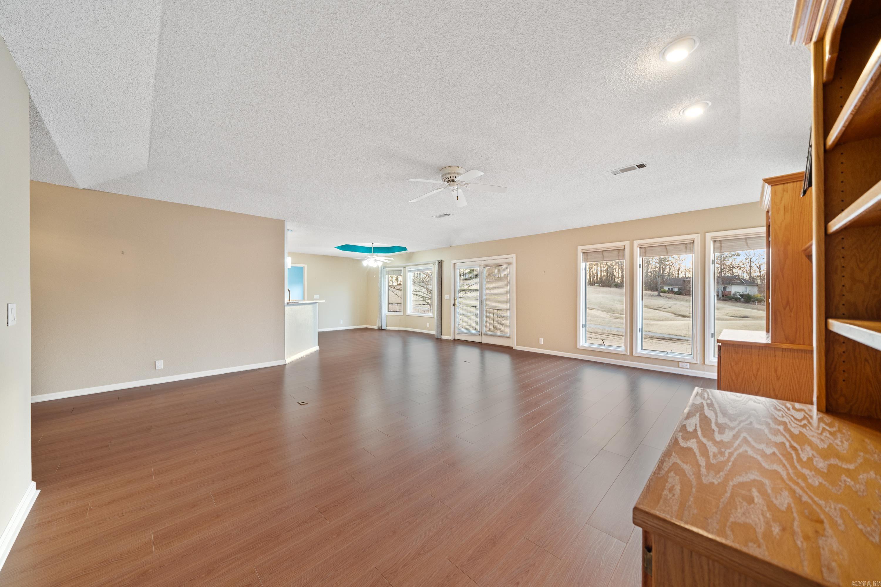 20  Magellan  Hot Springs Village, AR