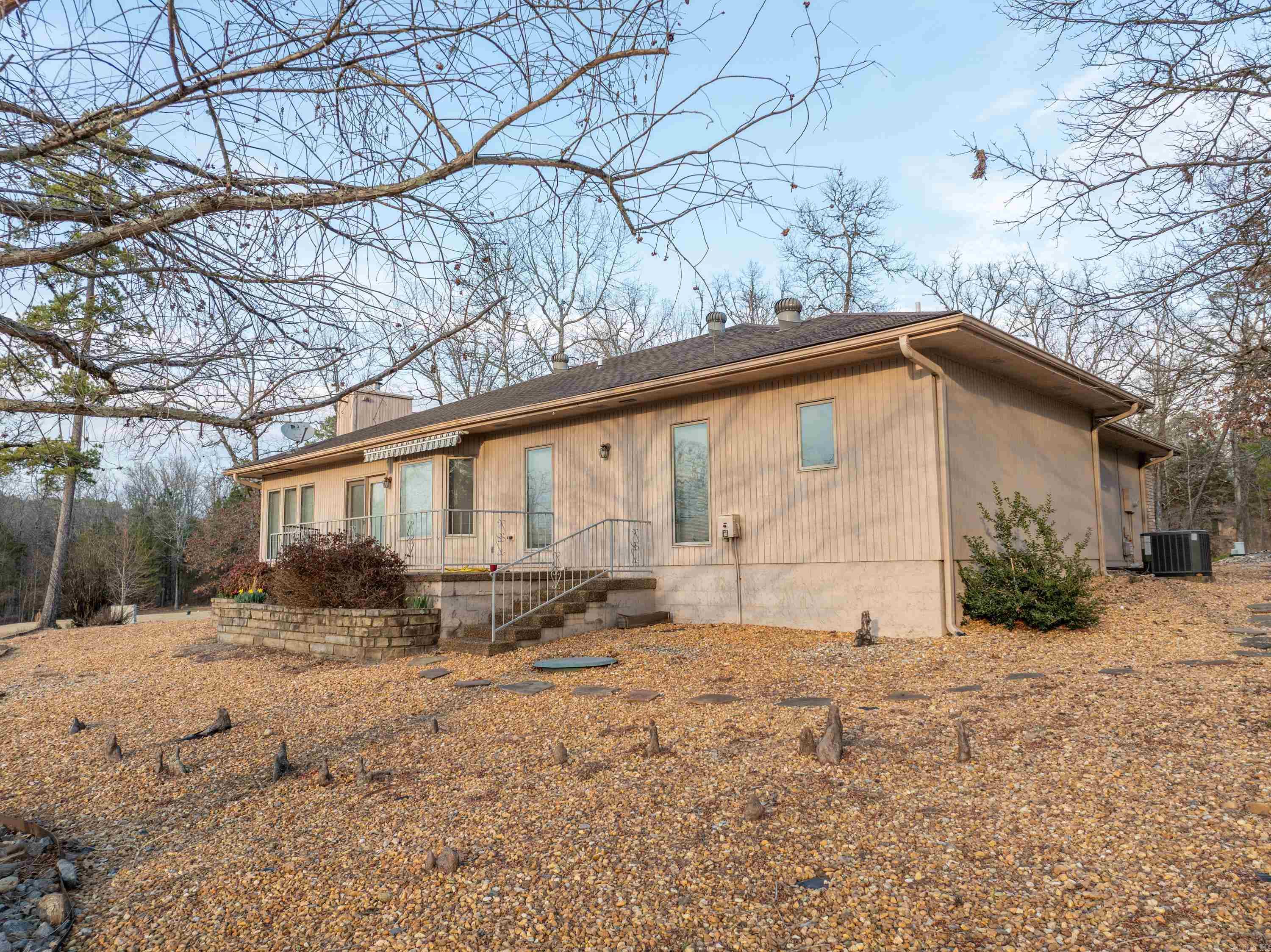 20  Magellan  Hot Springs Village, AR