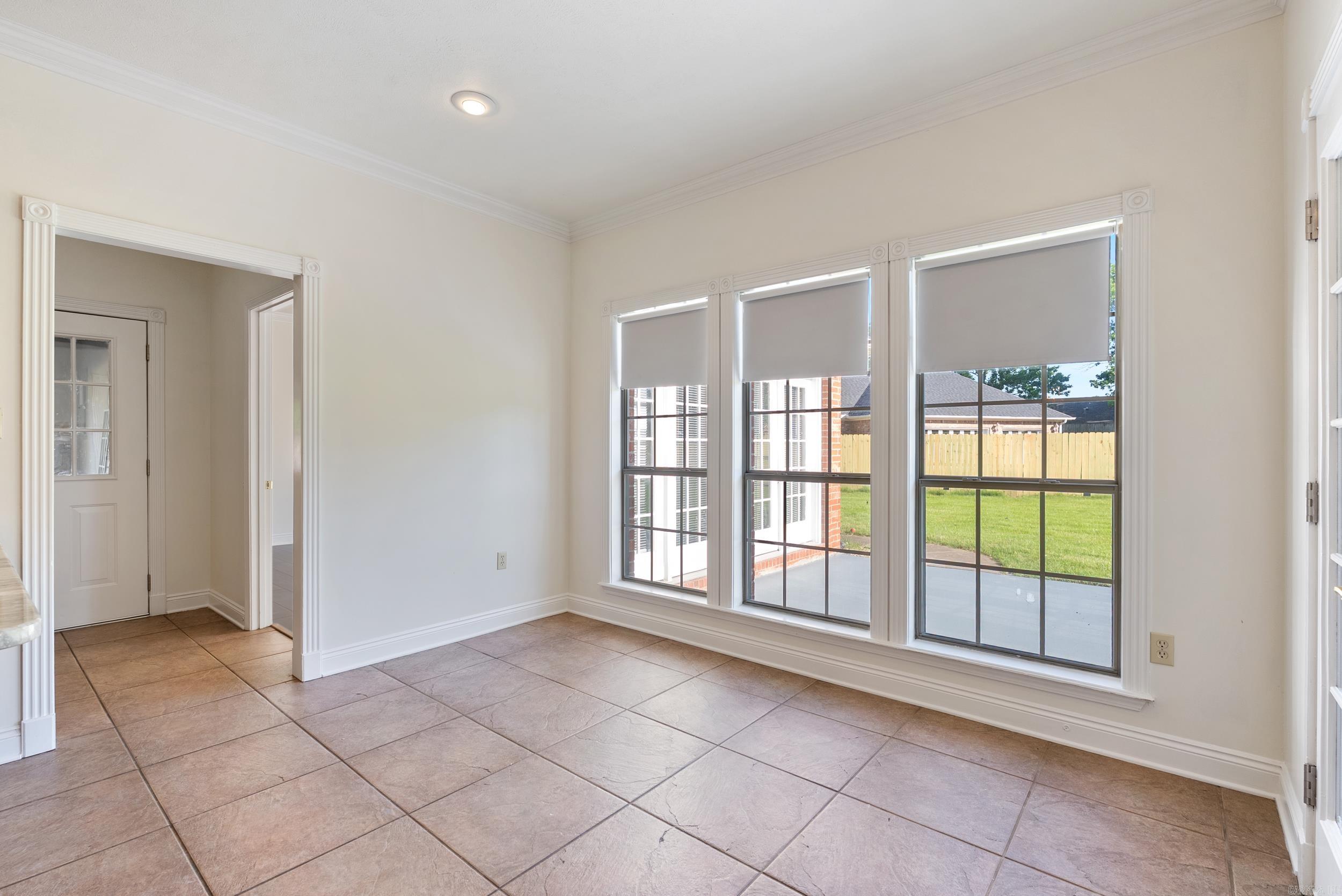 930  Enderlin  Conway, AR
