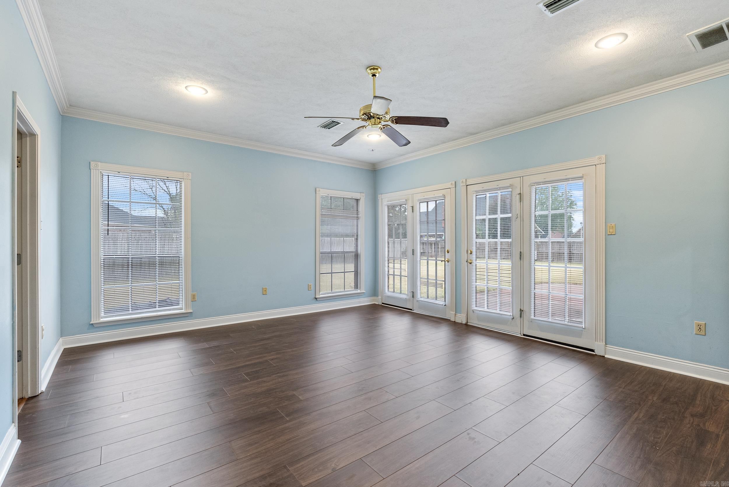 930  Enderlin  Conway, AR