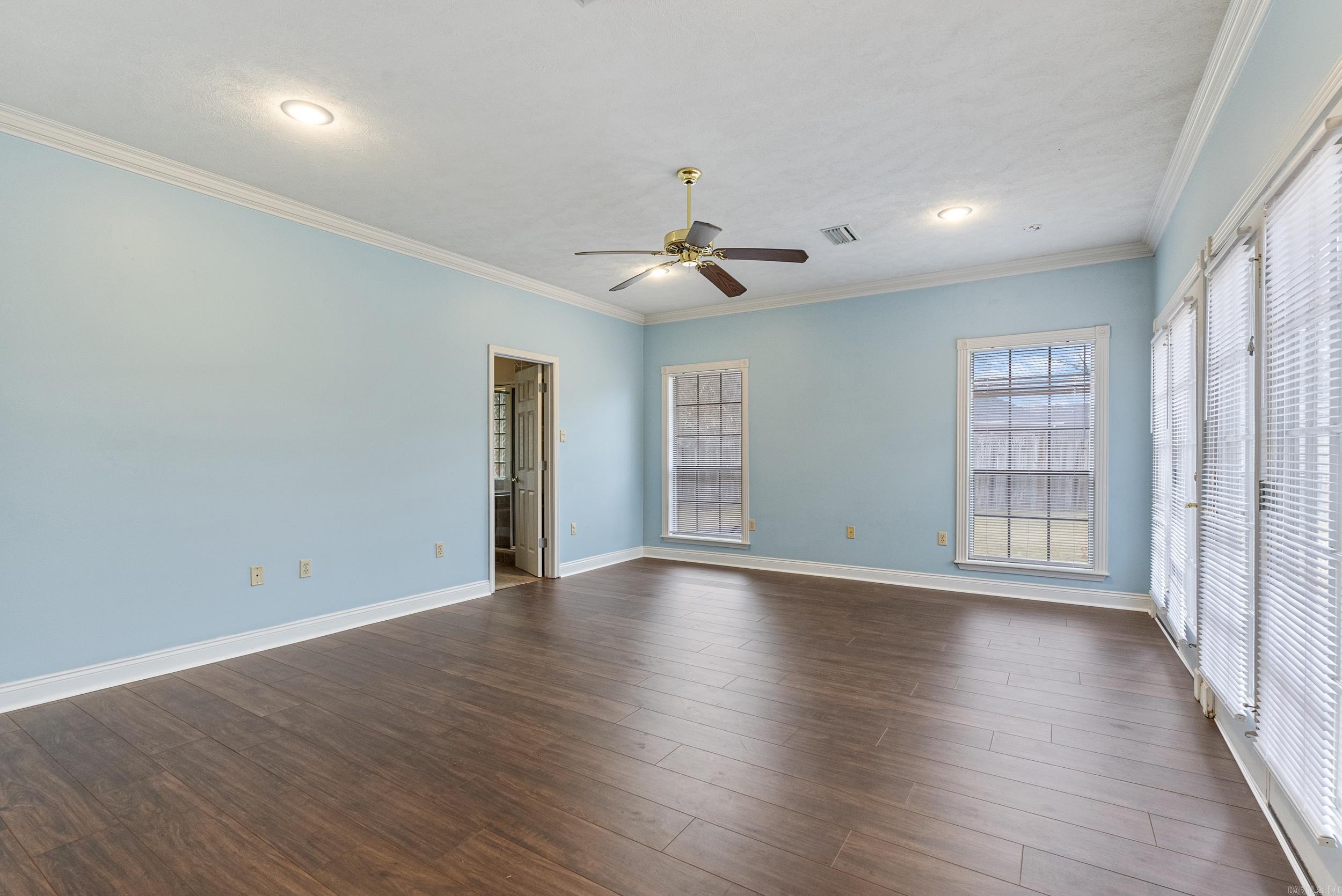 930  Enderlin  Conway, AR