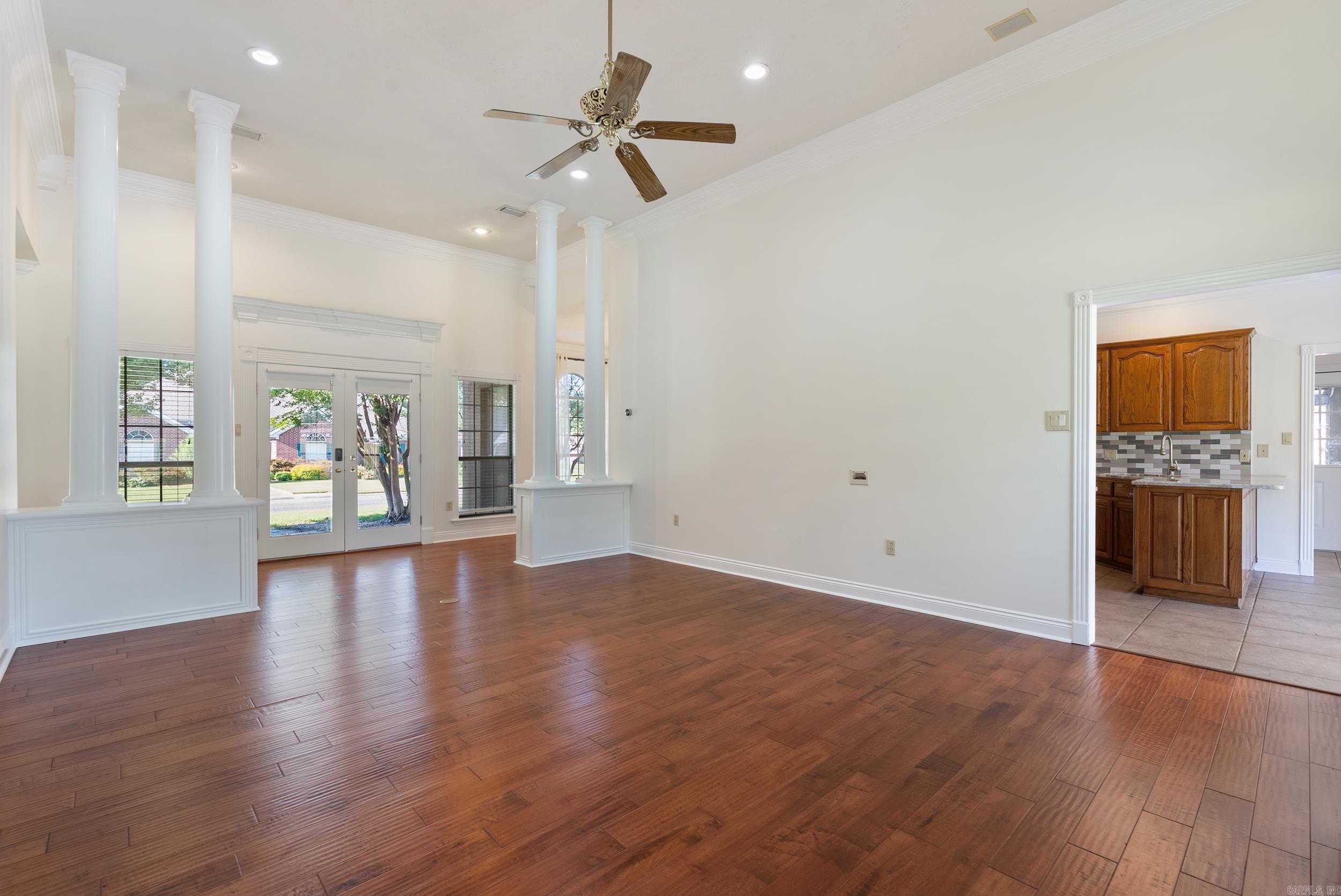 930  Enderlin  Conway, AR