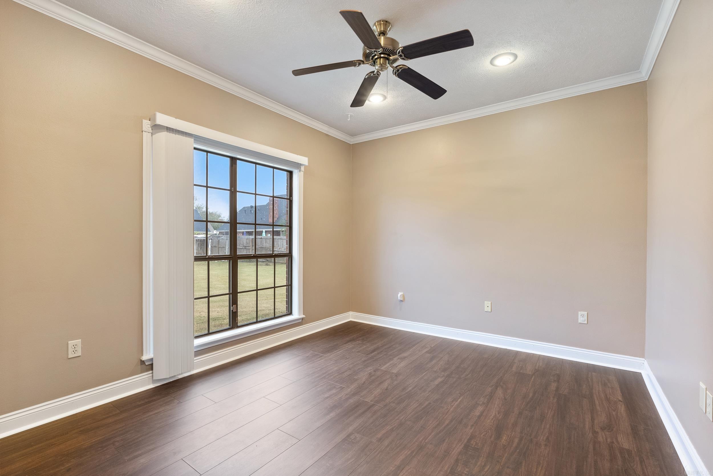 930  Enderlin  Conway, AR