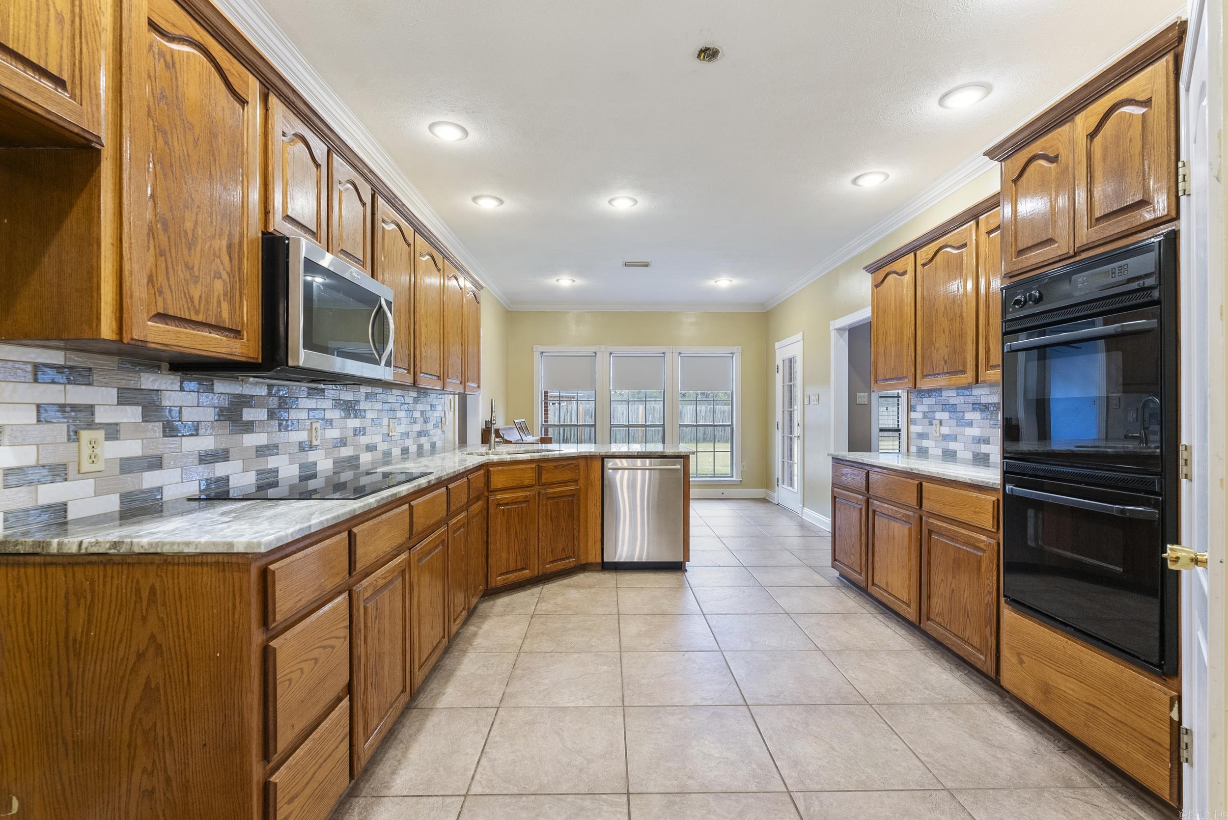 930  Enderlin  Conway, AR