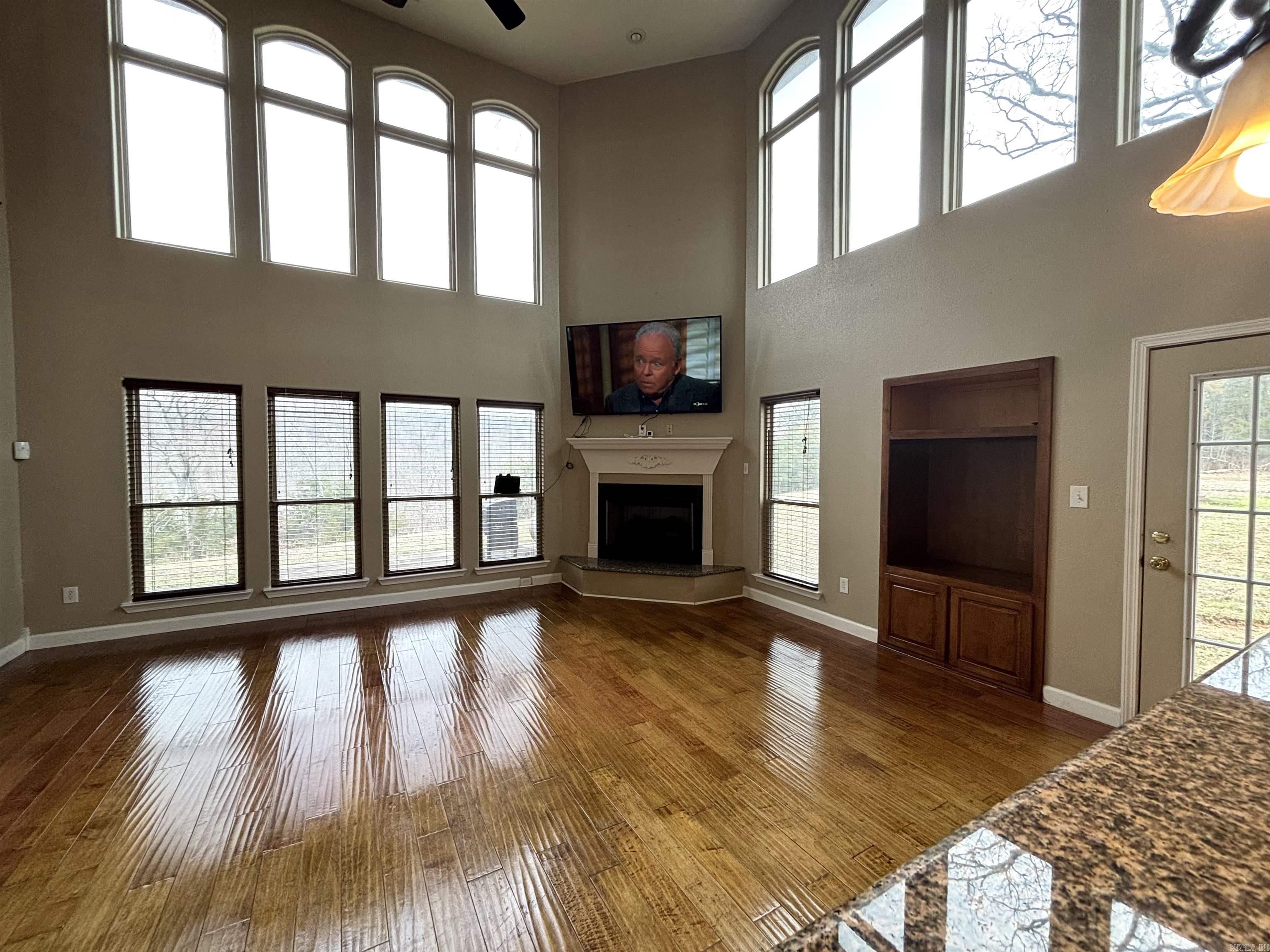 10  Carey Ct  Plummerville, AR