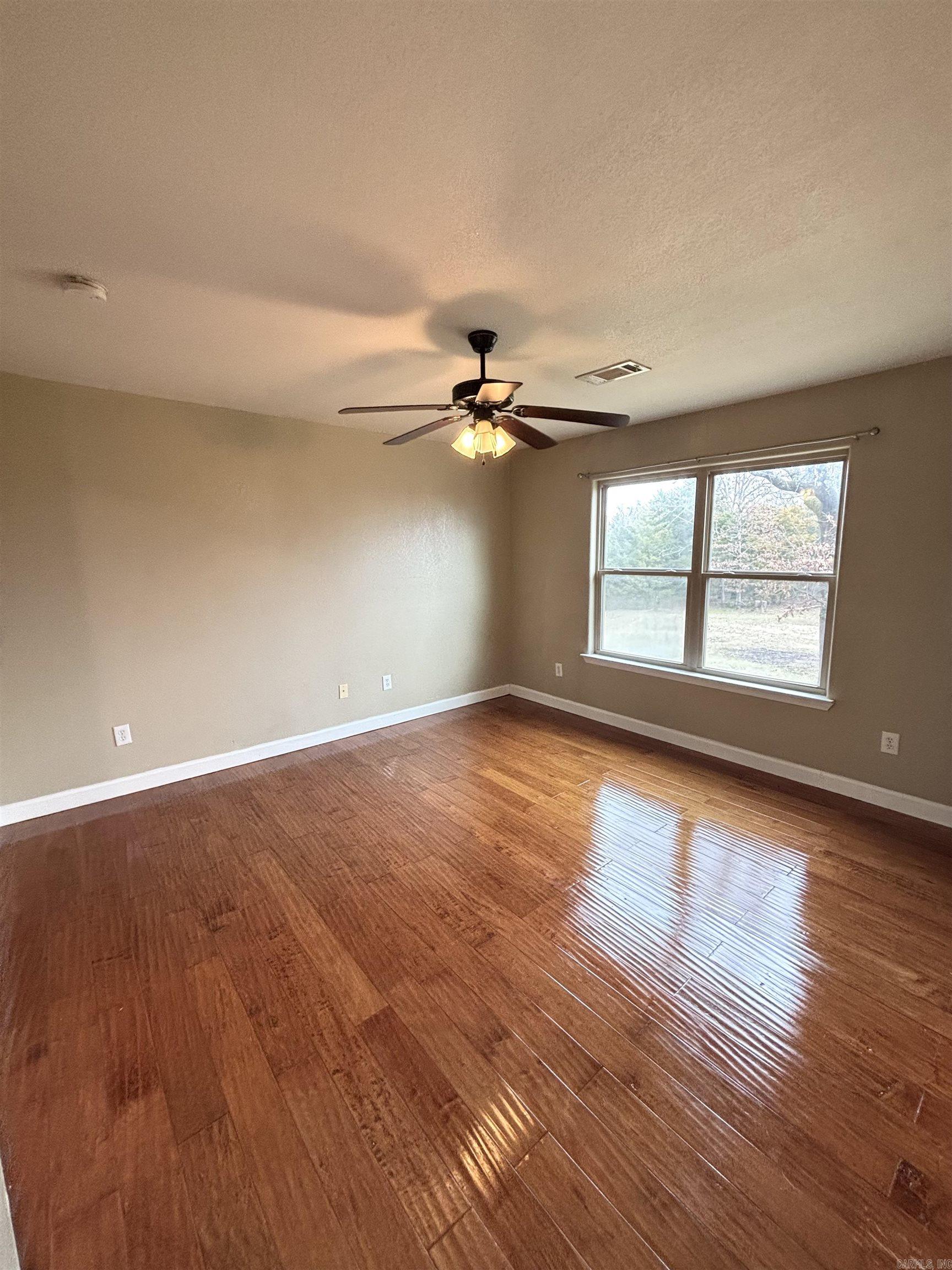 10  Carey Ct  Plummerville, AR