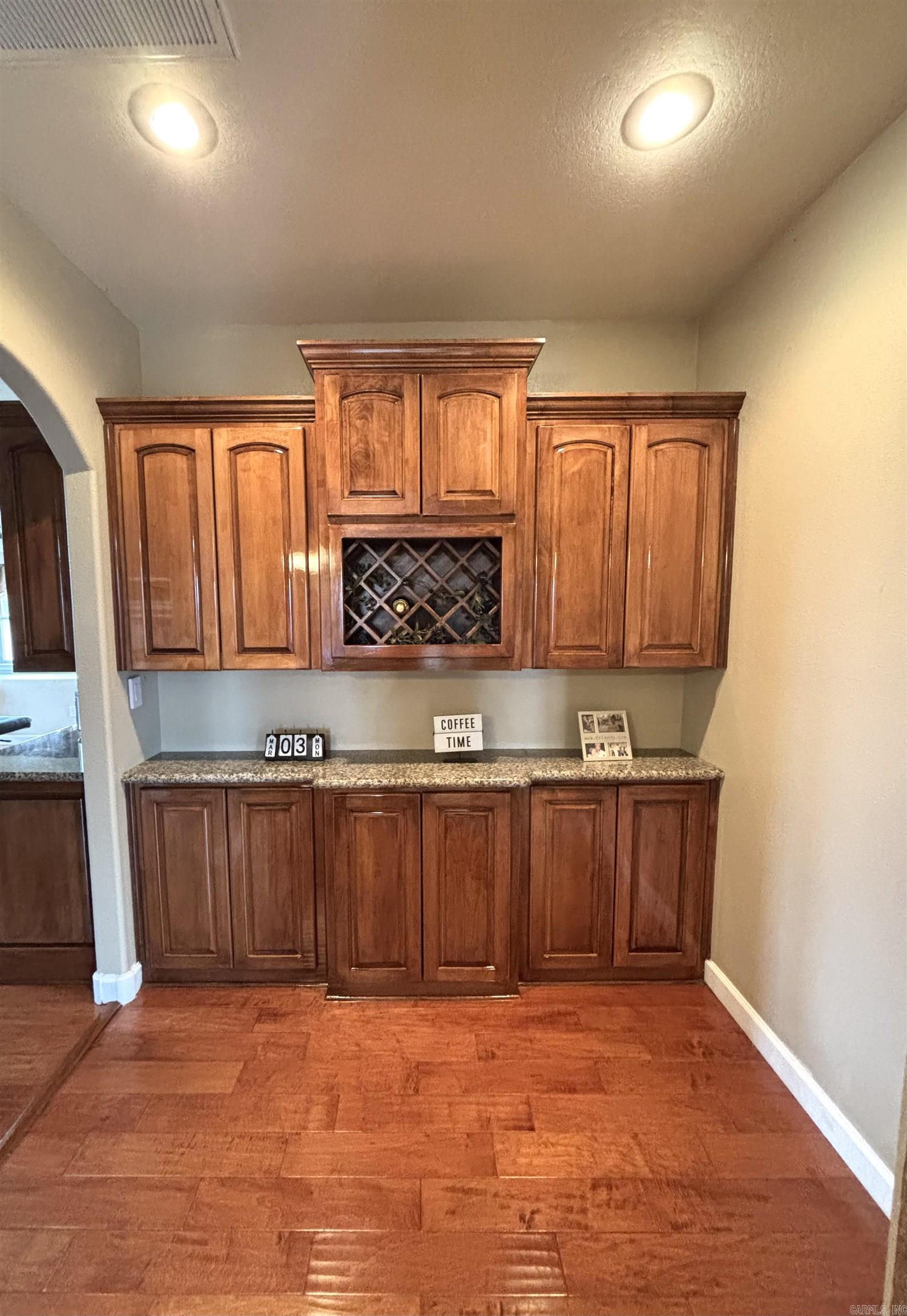 10  Carey Ct  Plummerville, AR