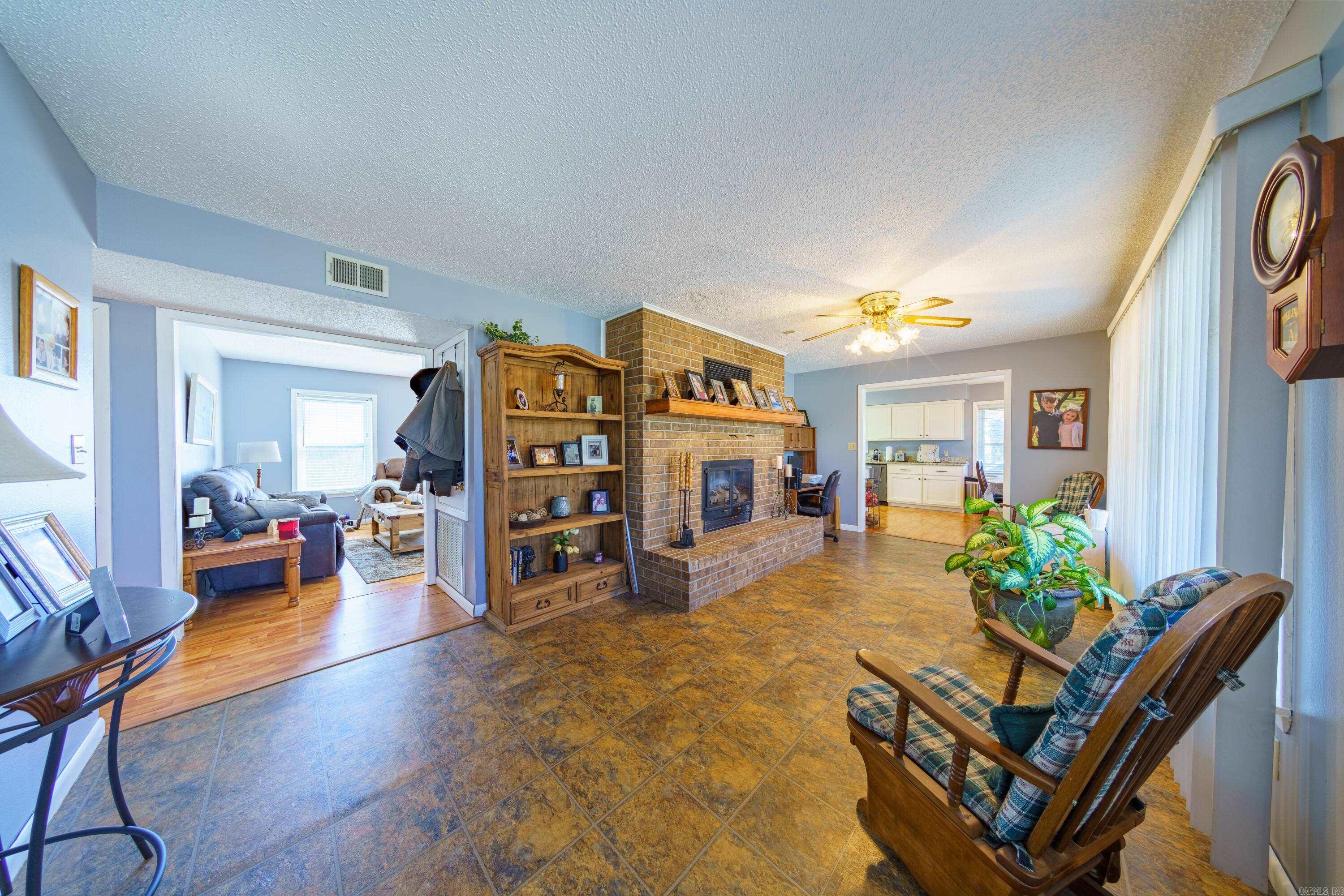 511  AR HWY 115  Cave City, AR