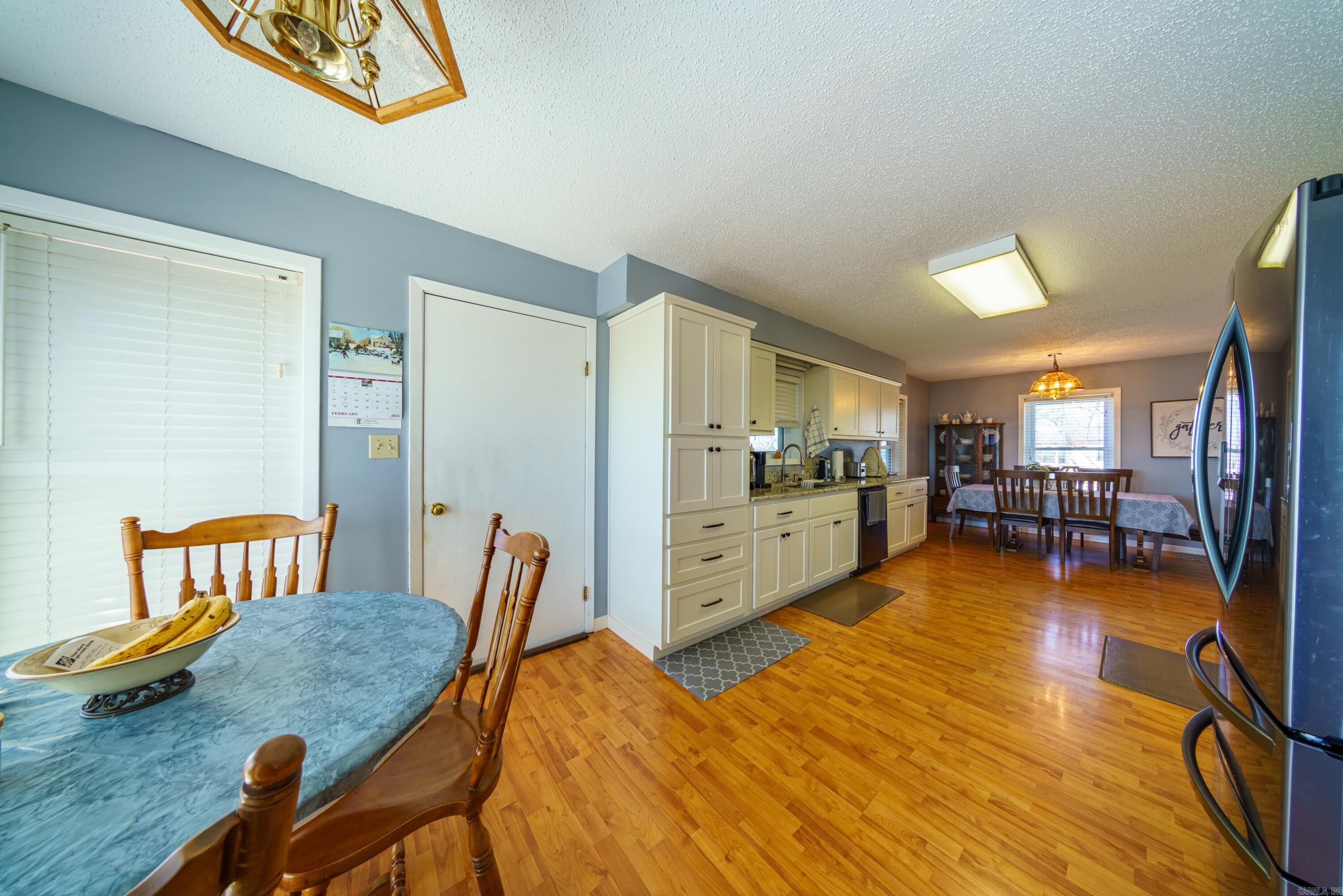 511  AR HWY 115  Cave City, AR